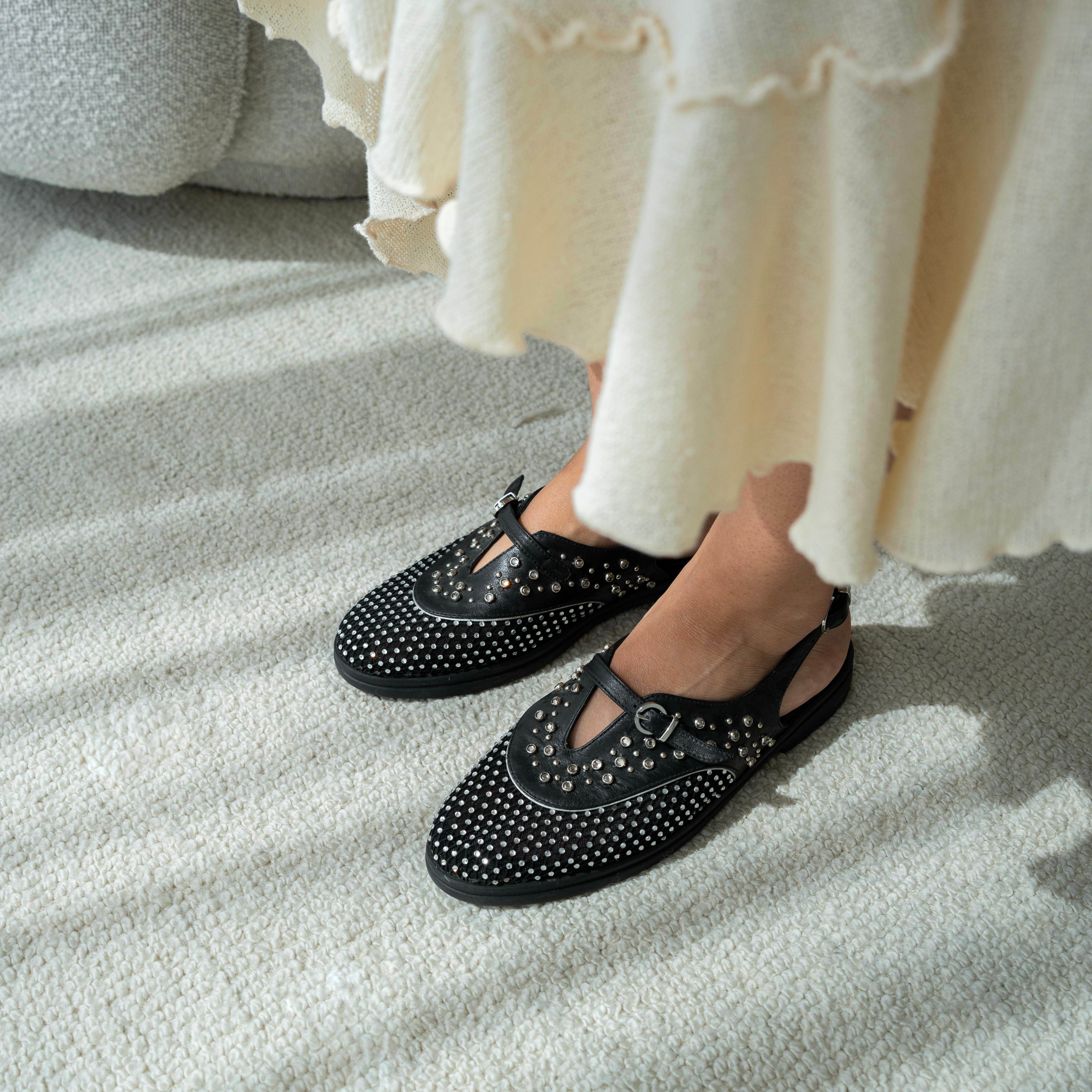 Allura black sandal - THUNA