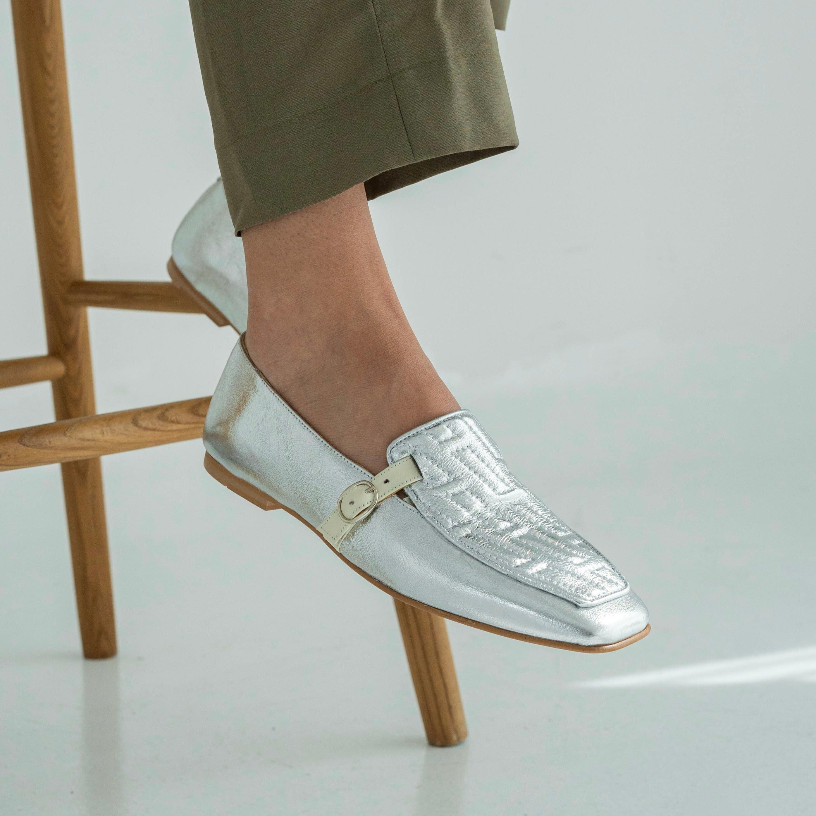 Amber silver loafer - THUNA