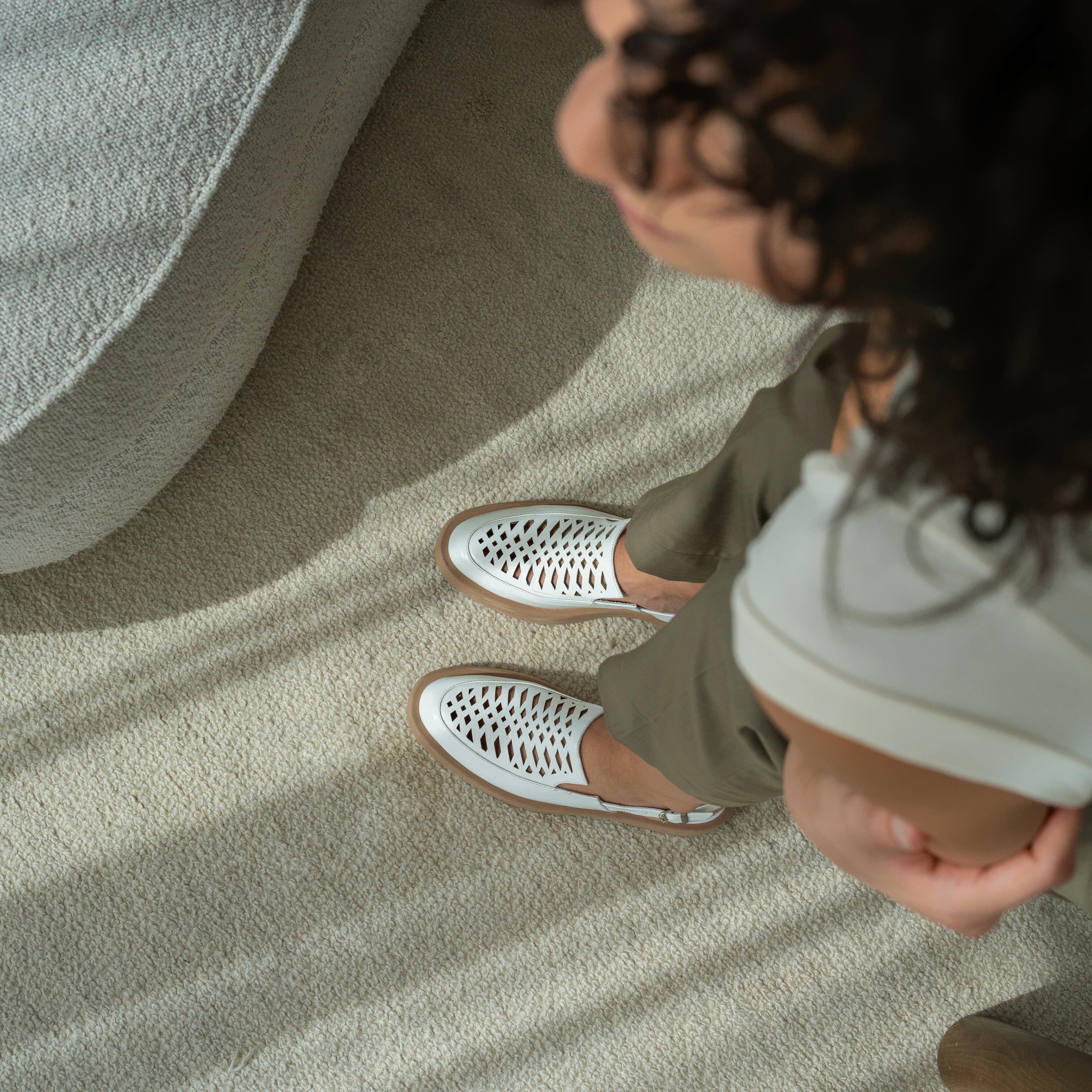 Kyla white sandal - THUNA