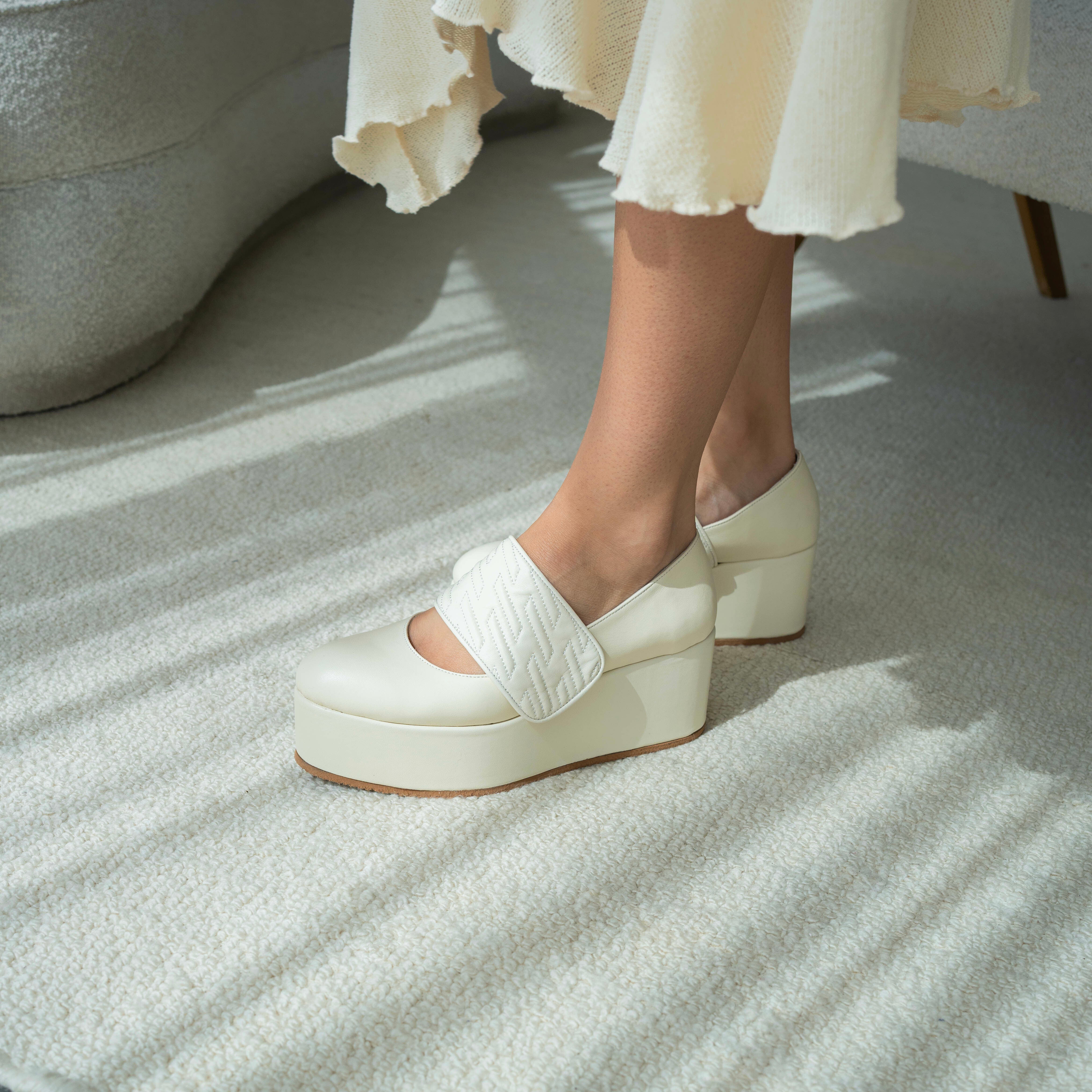 Nayla cream platform - THUNA