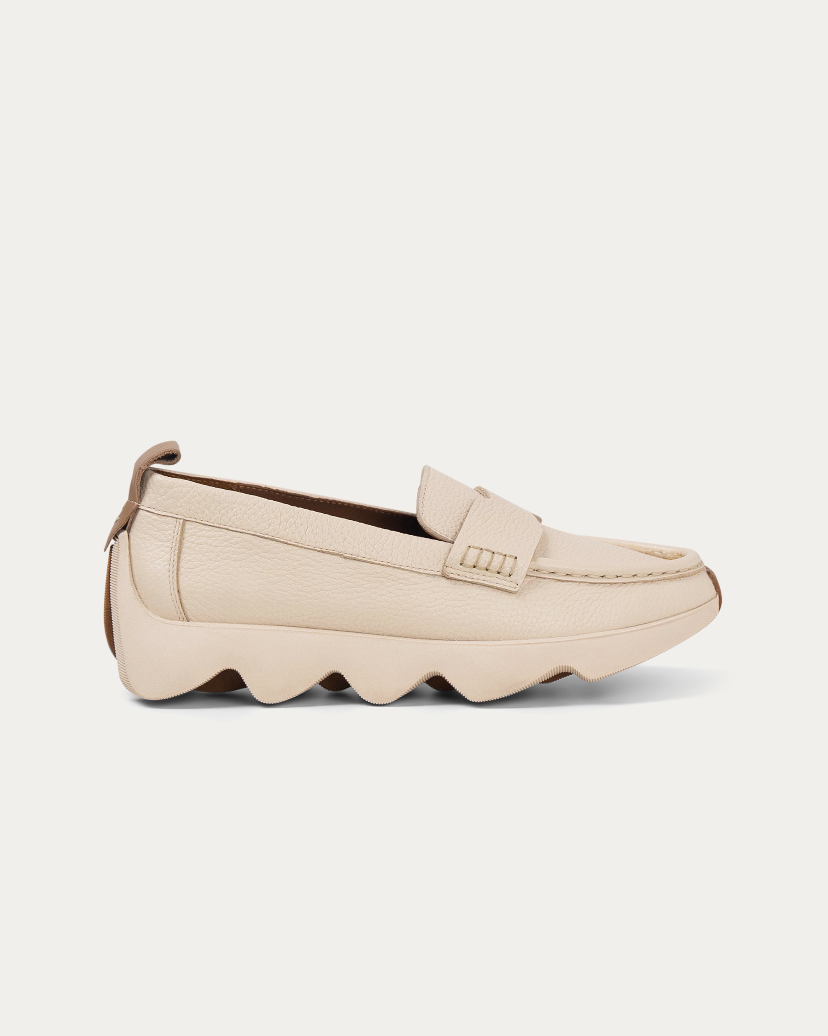 Dahlia cream loafer - THUNA - Shoes - Kuwait - KSA