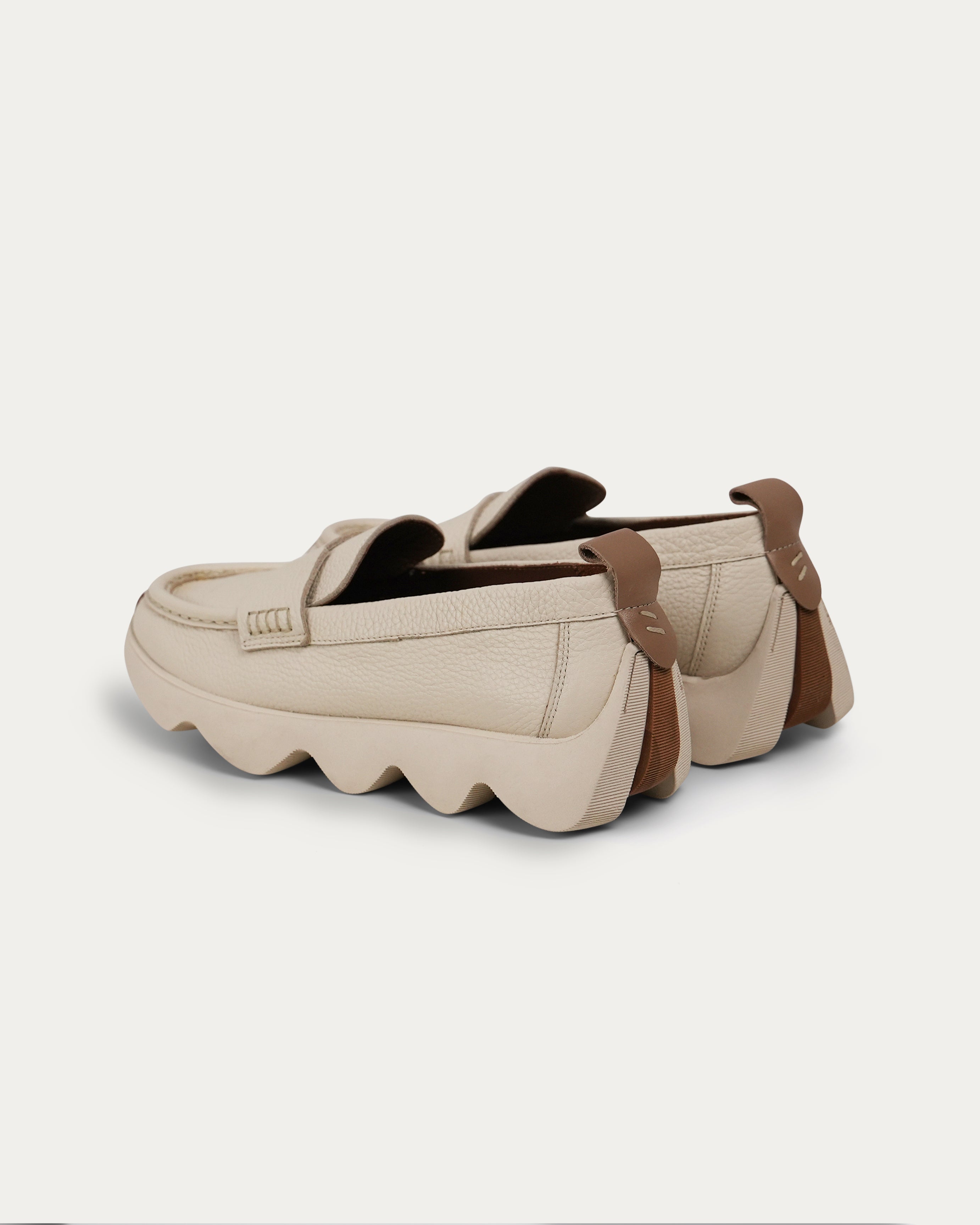 Dahlia cream loafer - THUNA - Shoes - Kuwait - KSA