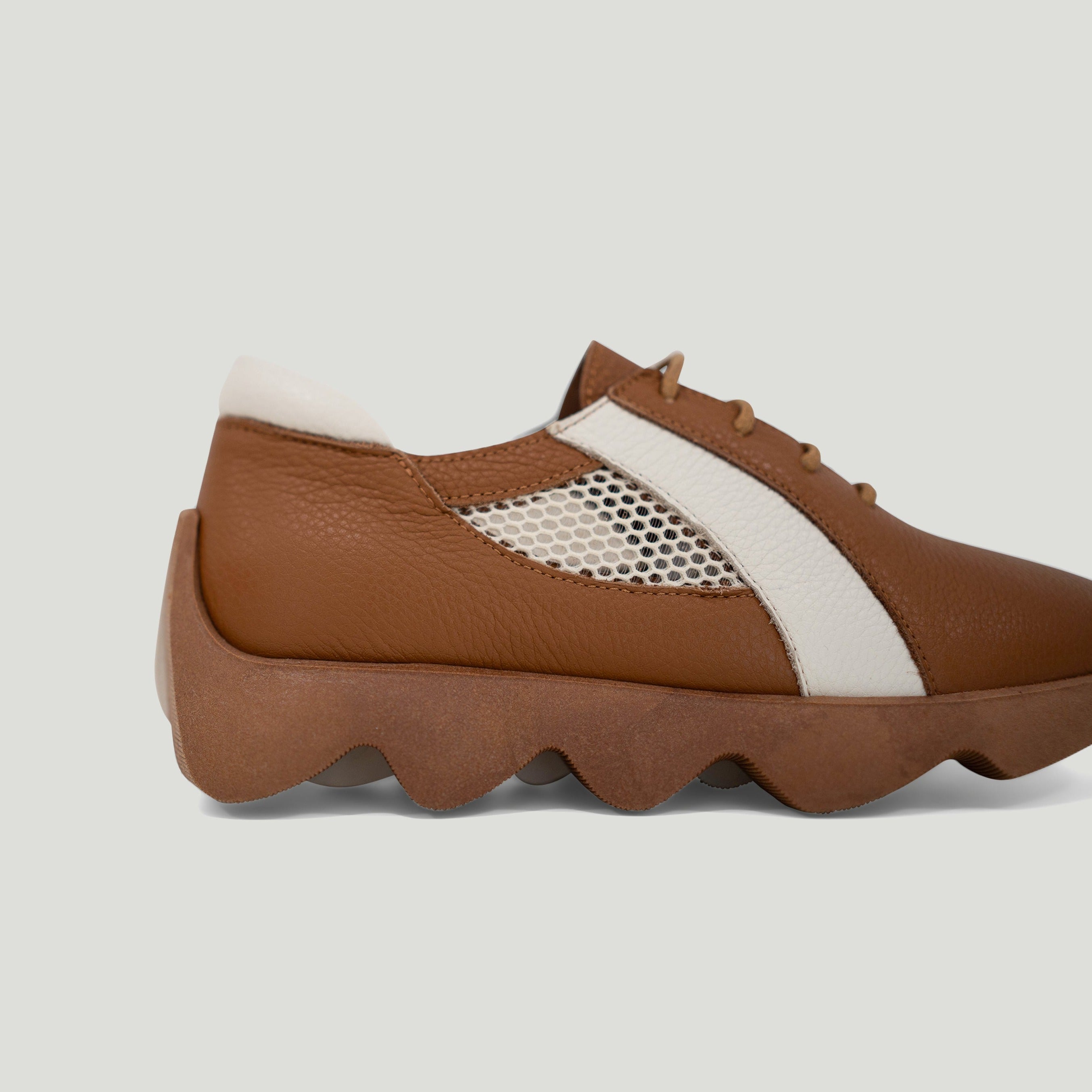 Douma tan sneakers - THUNA