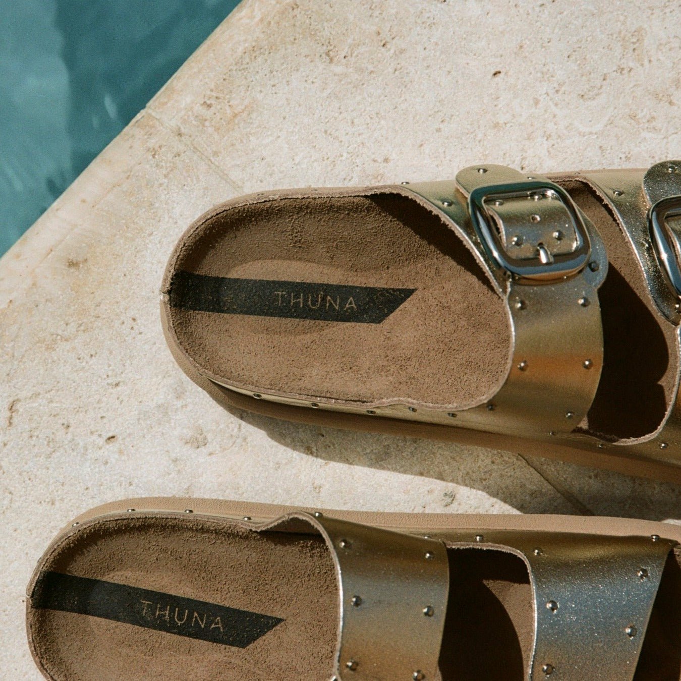 Gaia gold slipper - THUNA