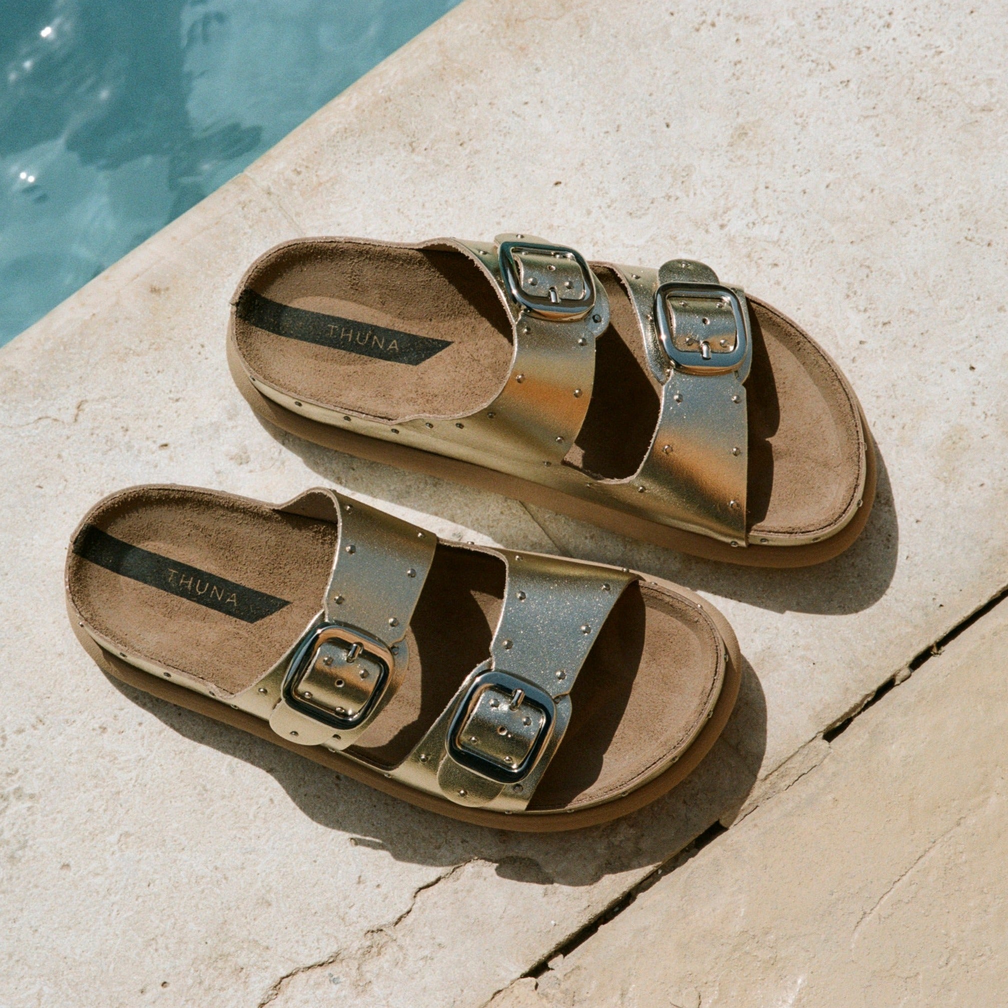 Gaia gold slipper - THUNA