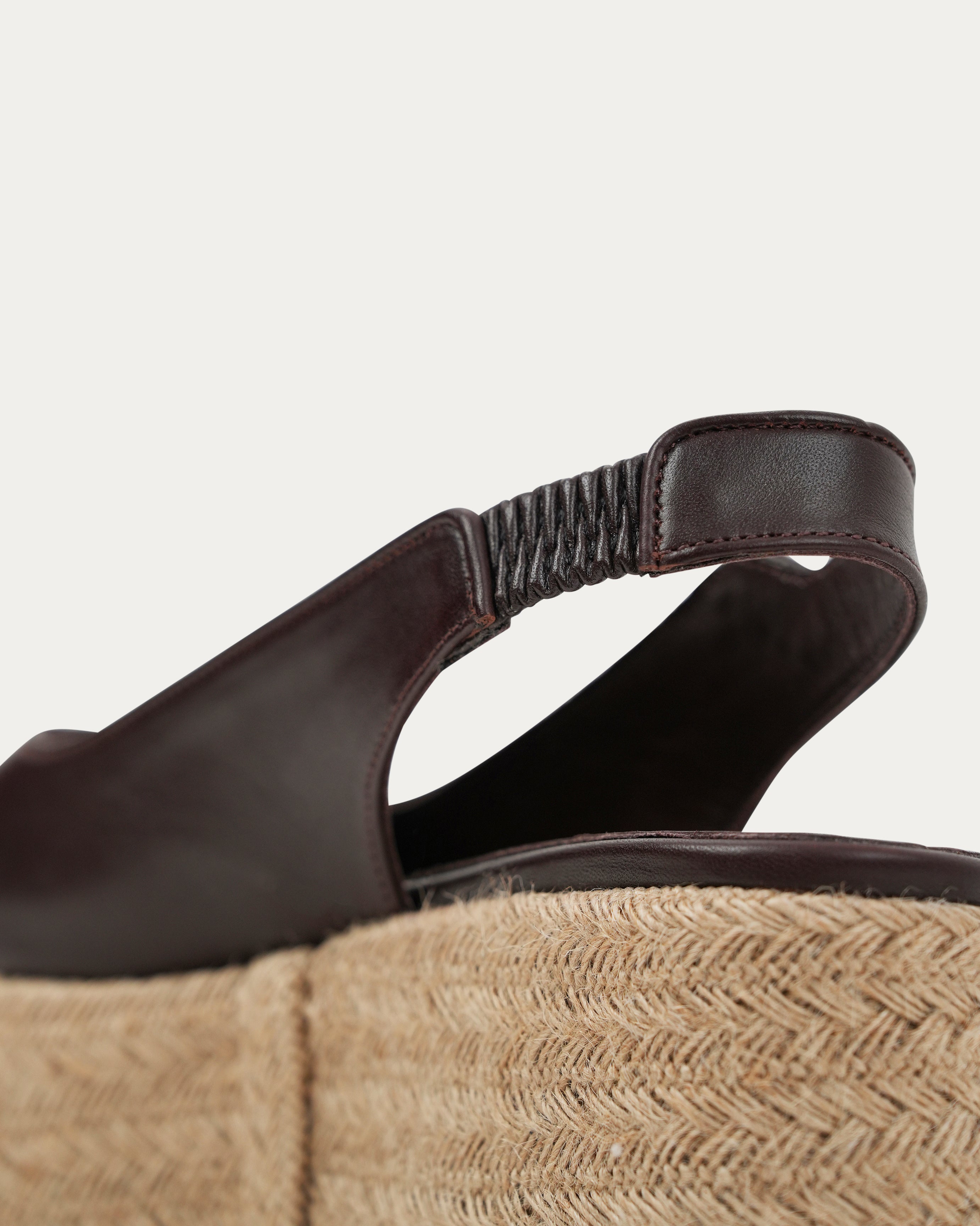 Brown platform shoe with jute sole summer sandals collection 