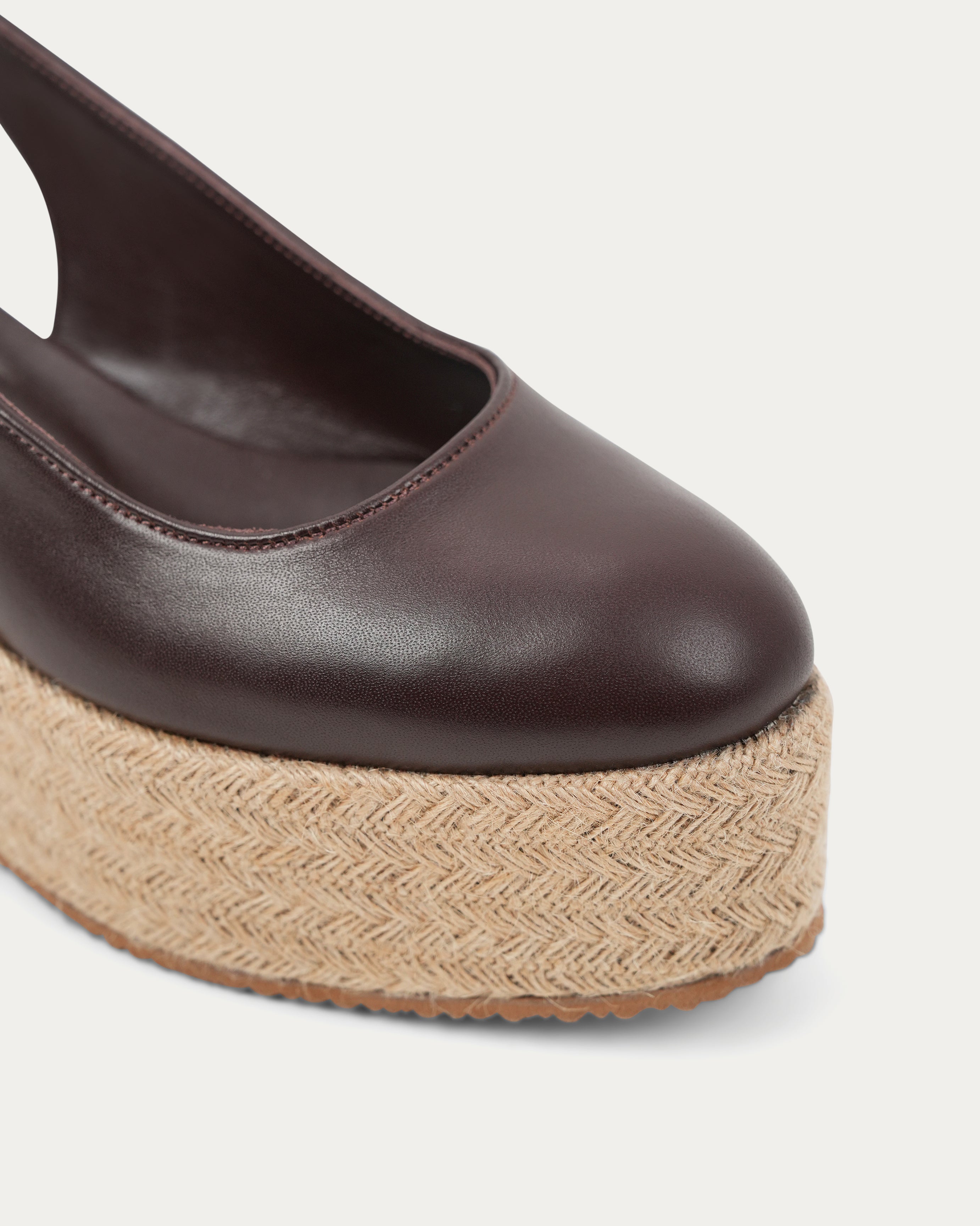 Brown platform shoe with jute sole summer sandals collection 