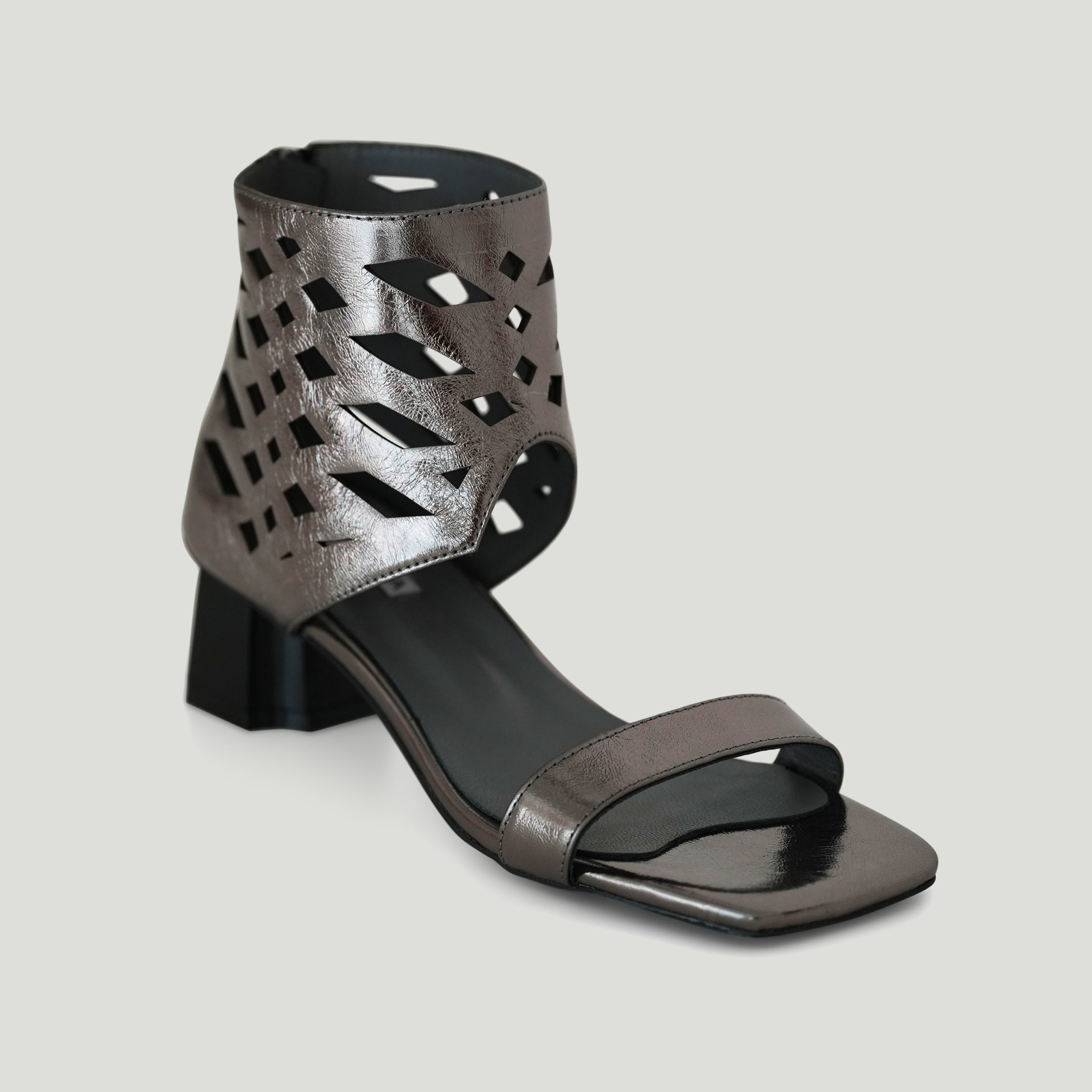 Kaya silver sandal - THUNA