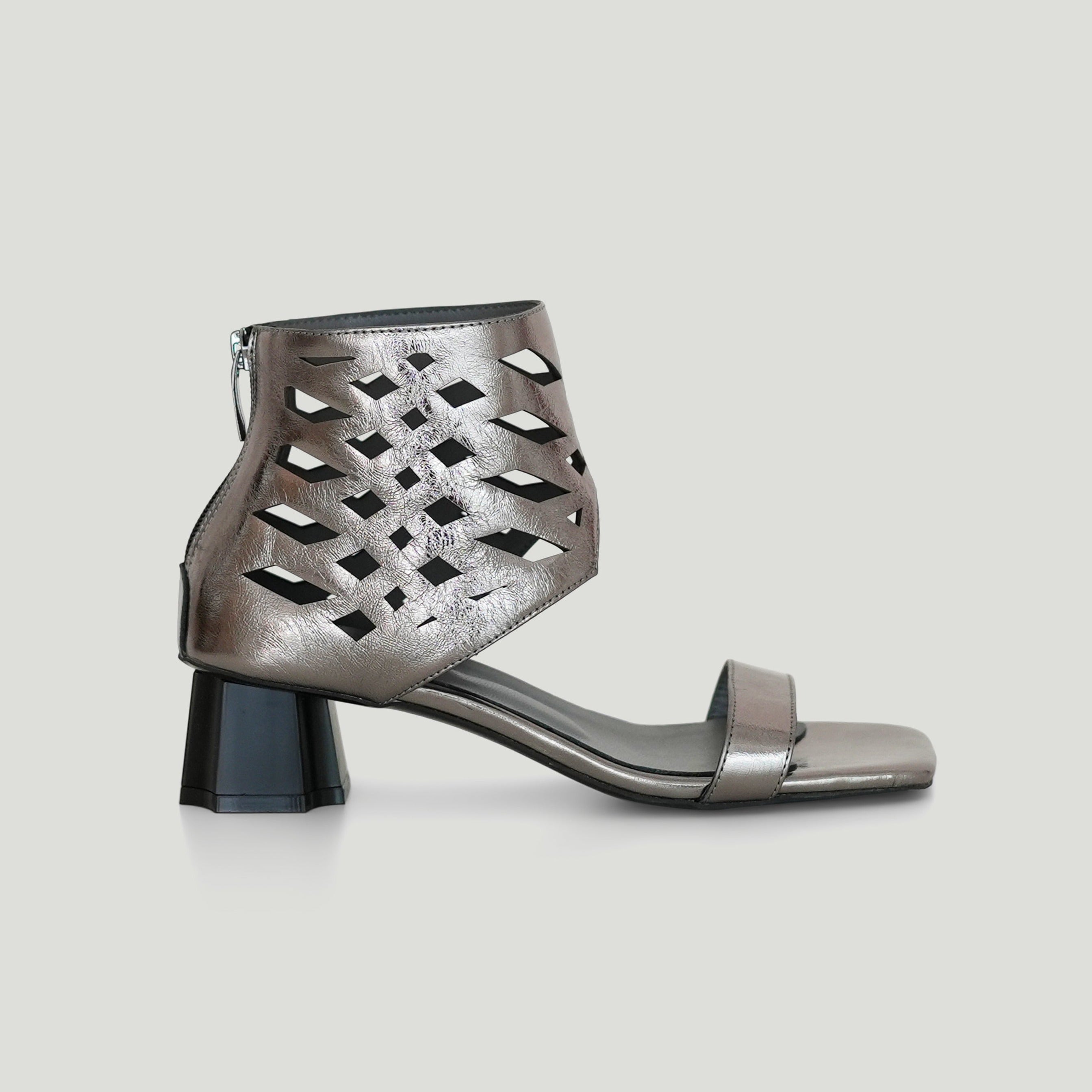 Kaya silver sandal - THUNA
