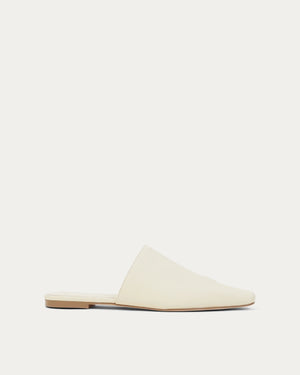 Lama cream mule