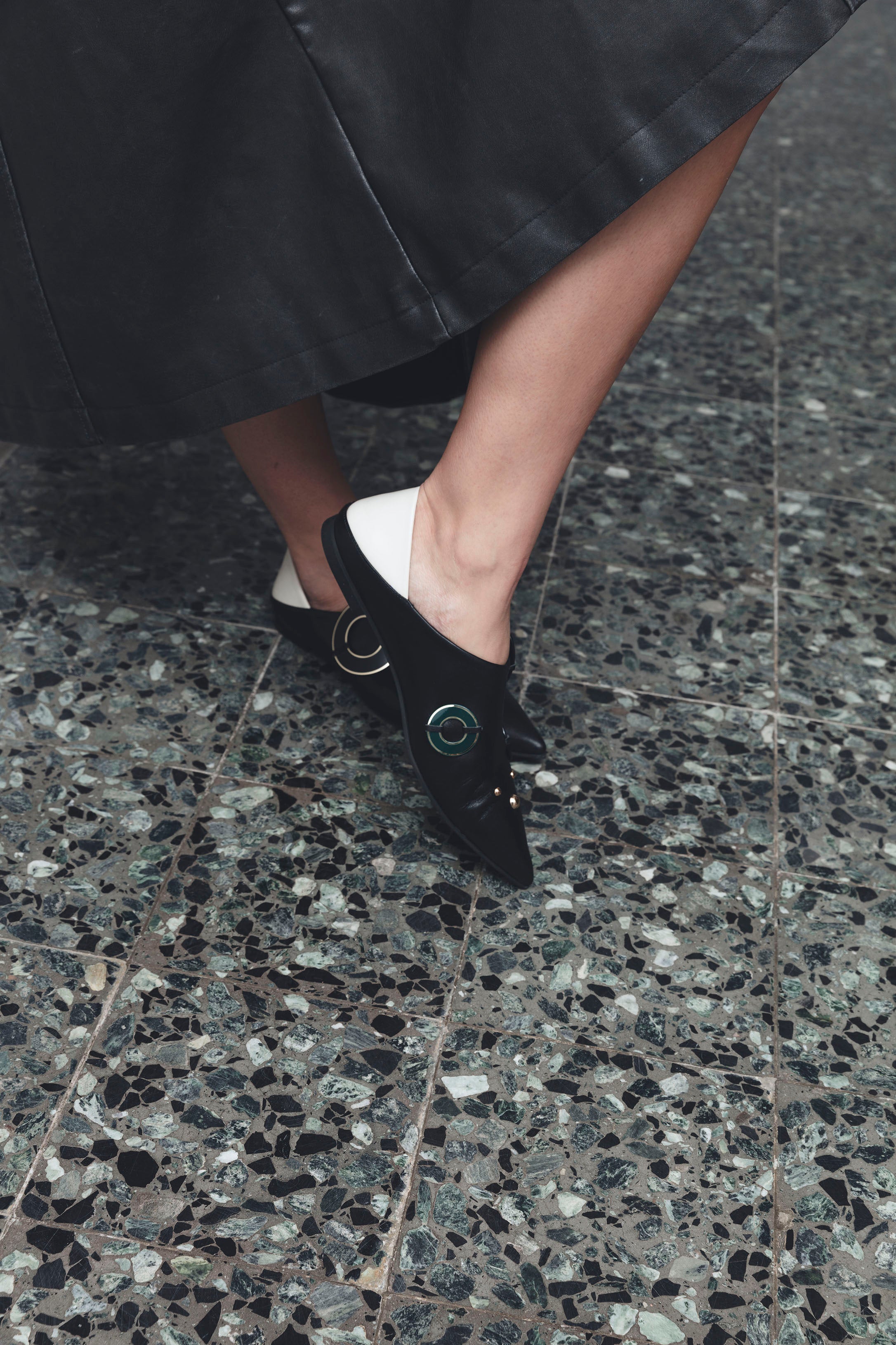 Mawj black loafer - THUNA