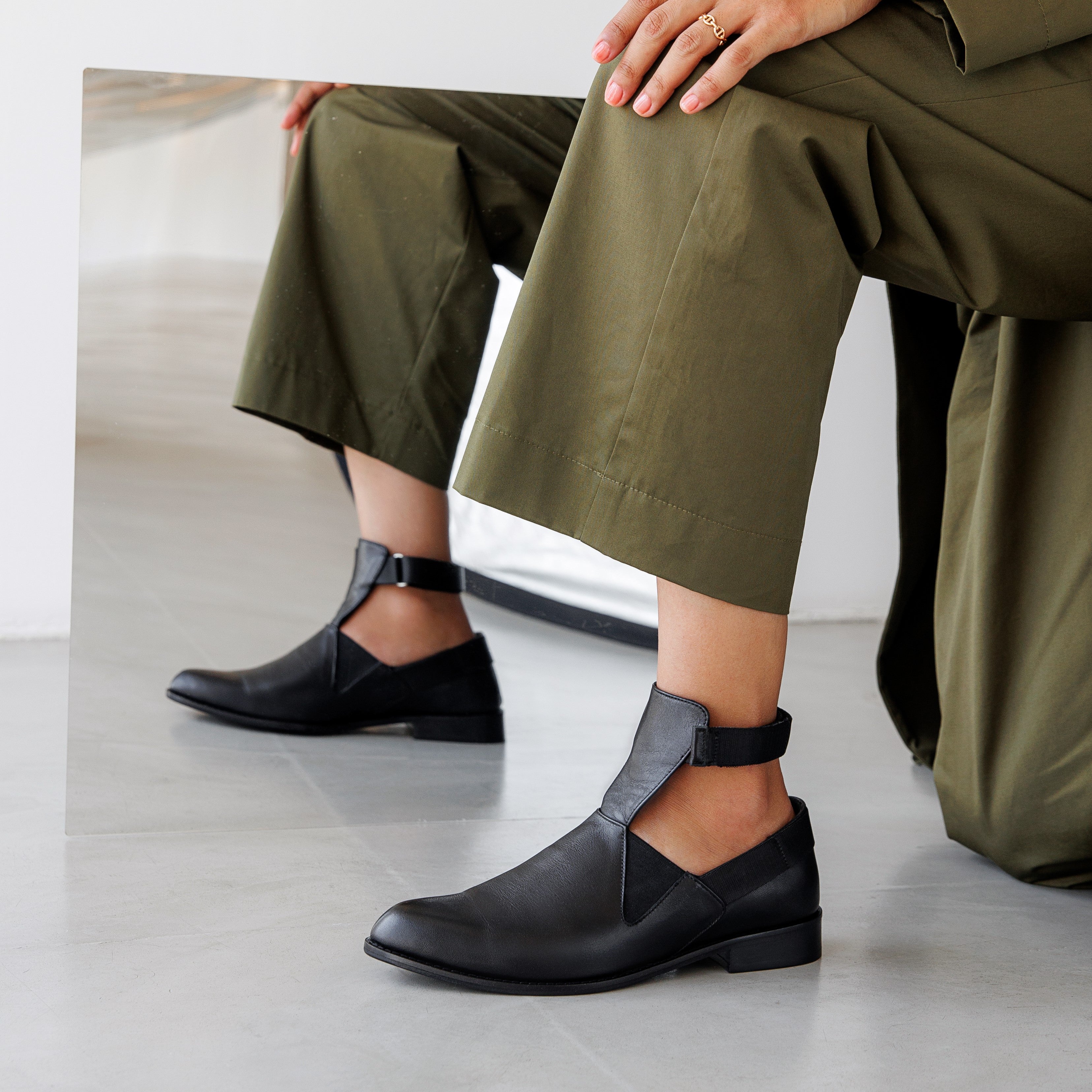 Mirah black boot - THUNA