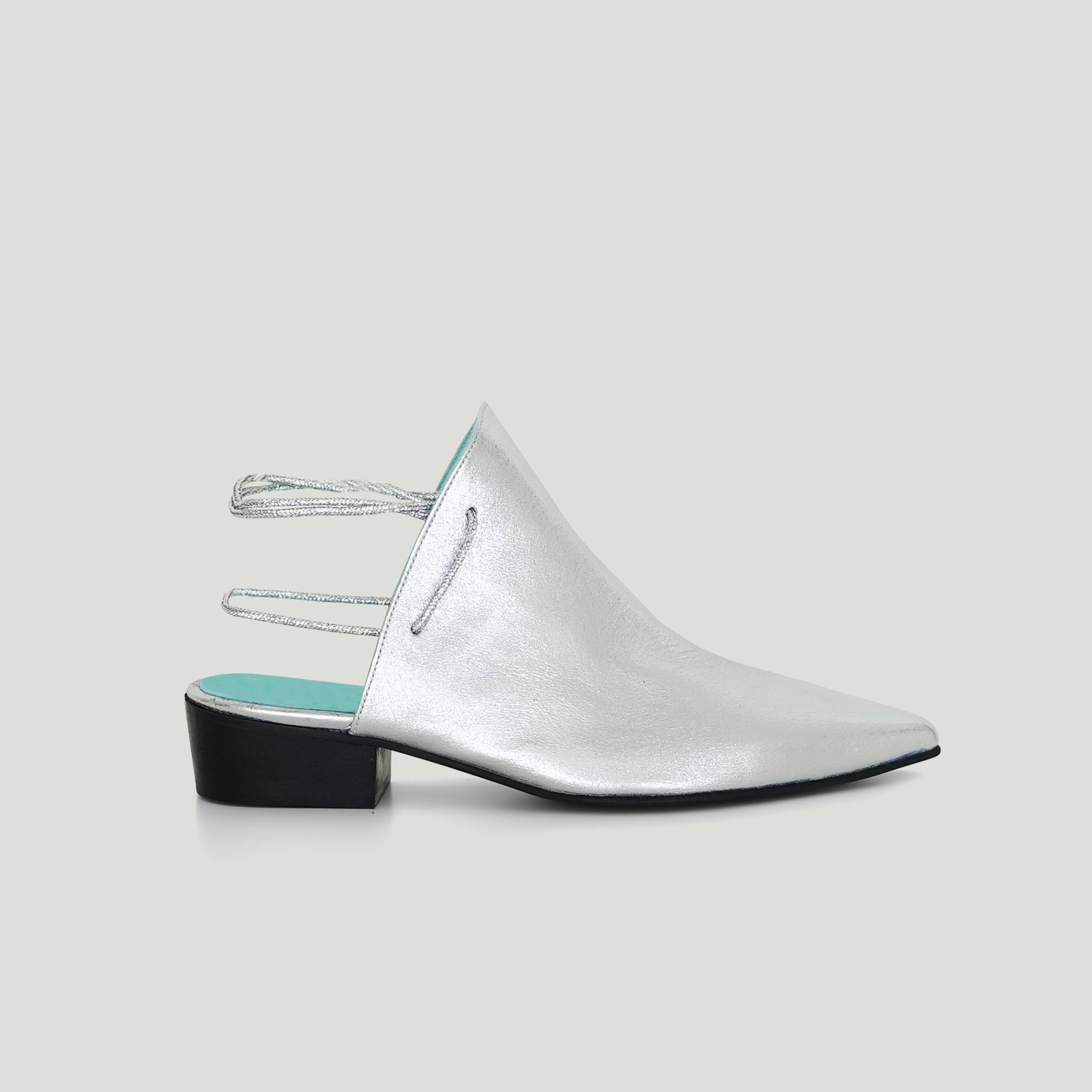 Nawa silver sandal - THUNA shoes - Kuwait 