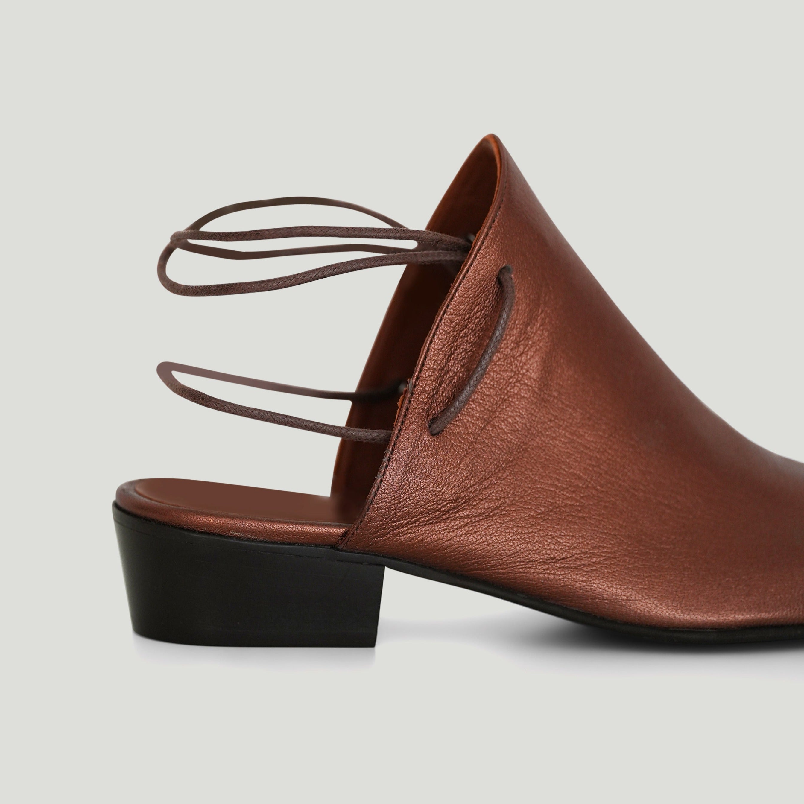 Nawa copper sandal - THUNA