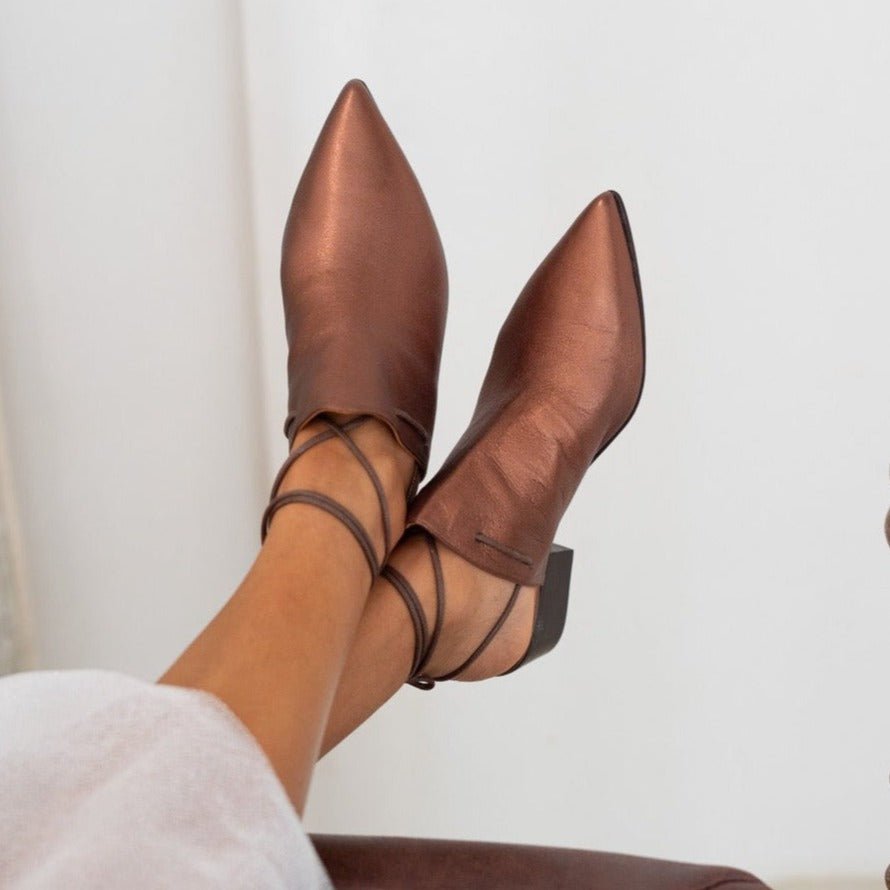 Nawa copper sandal - THUNA