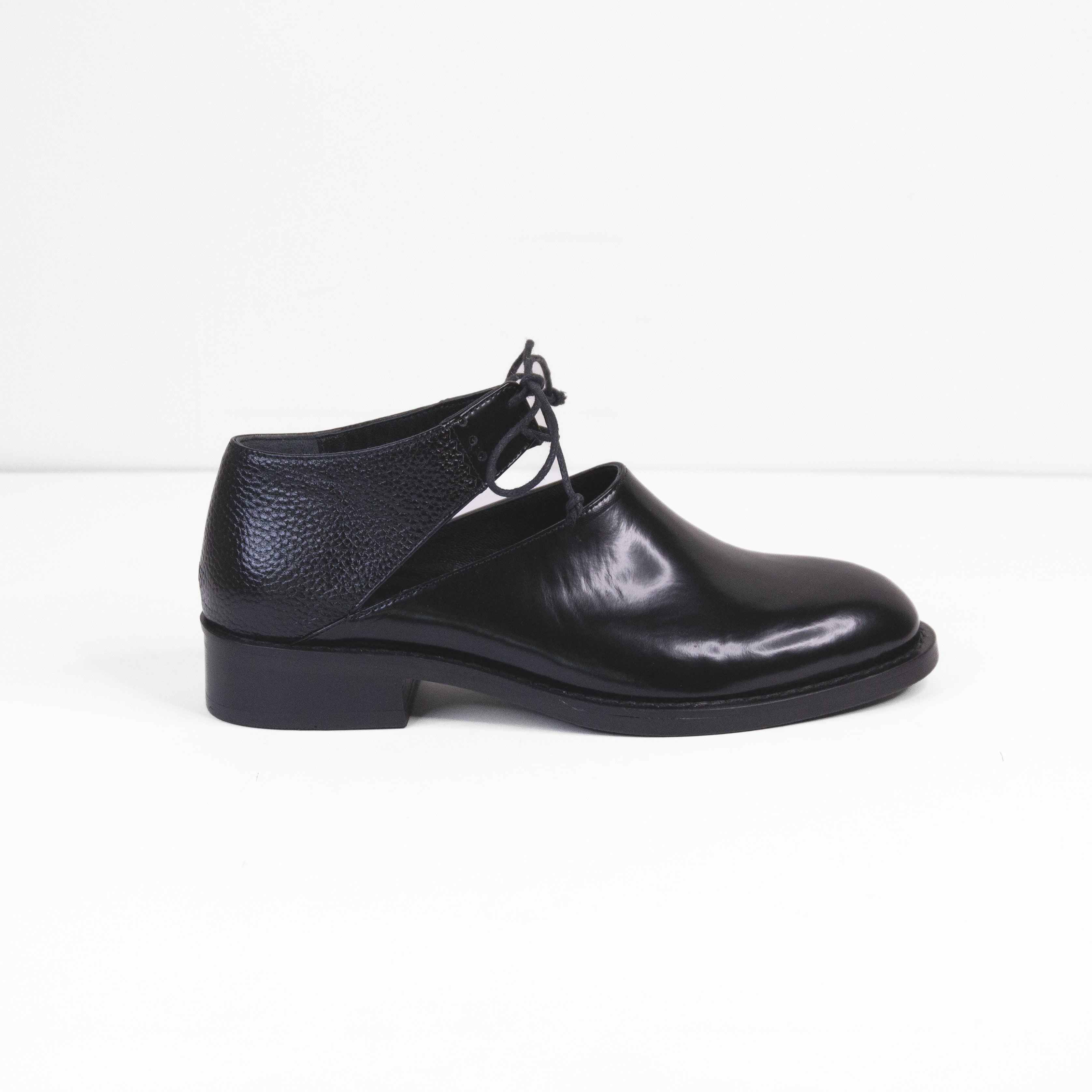 Nina black oxford - THUNA