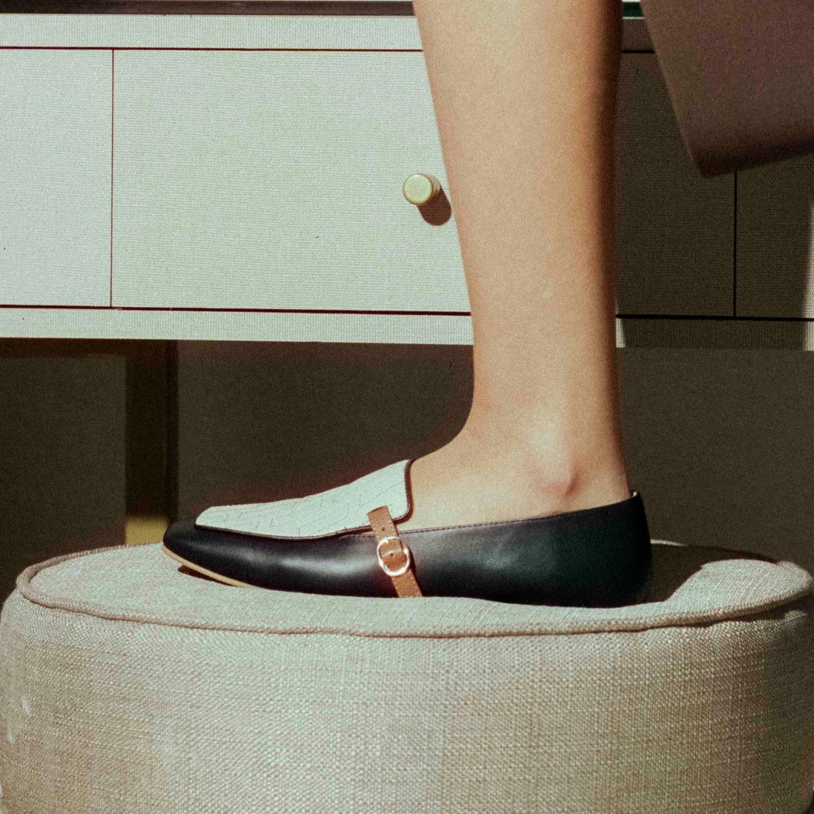 Amber black loafer - THUNA