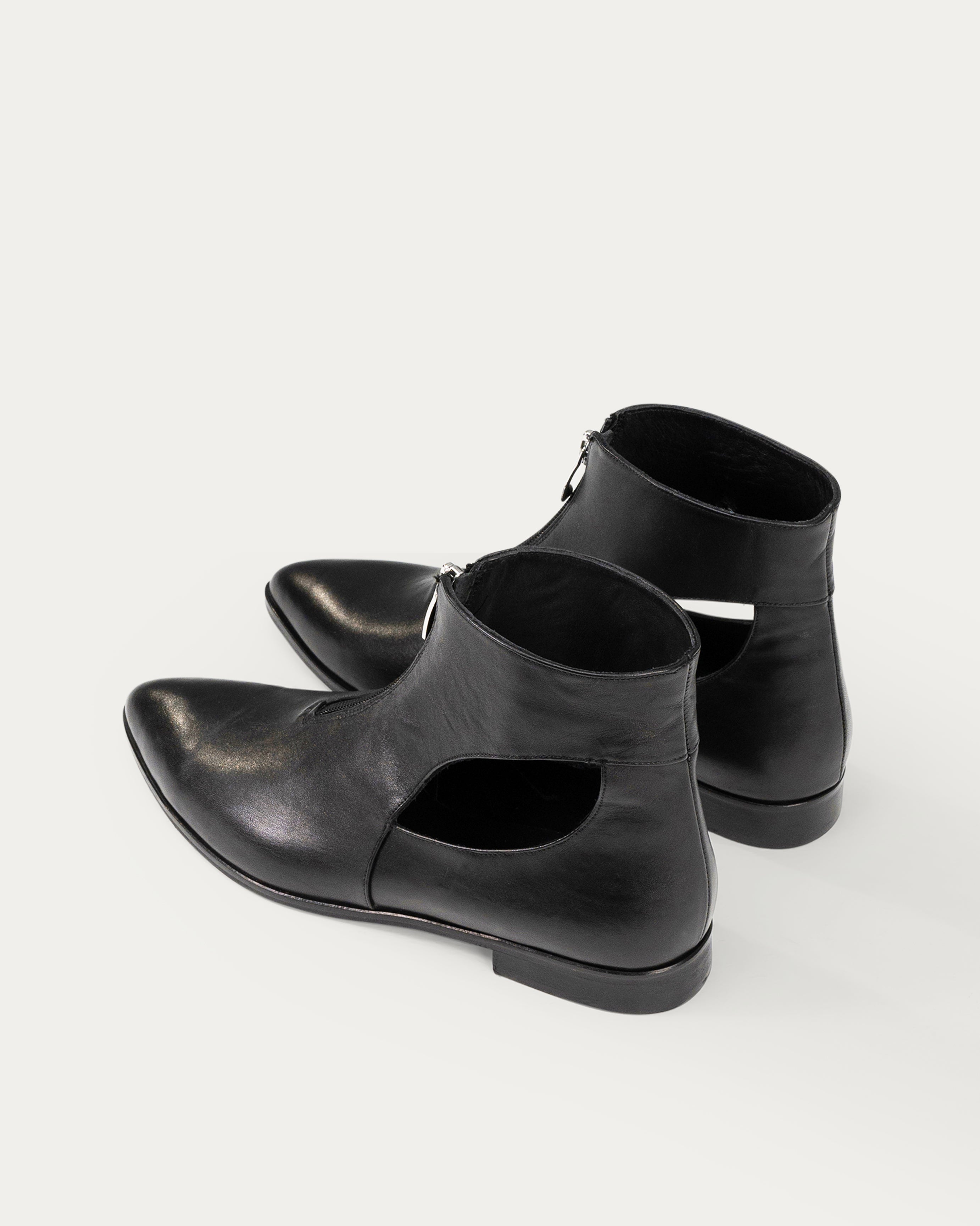 Cassie black ankle boot