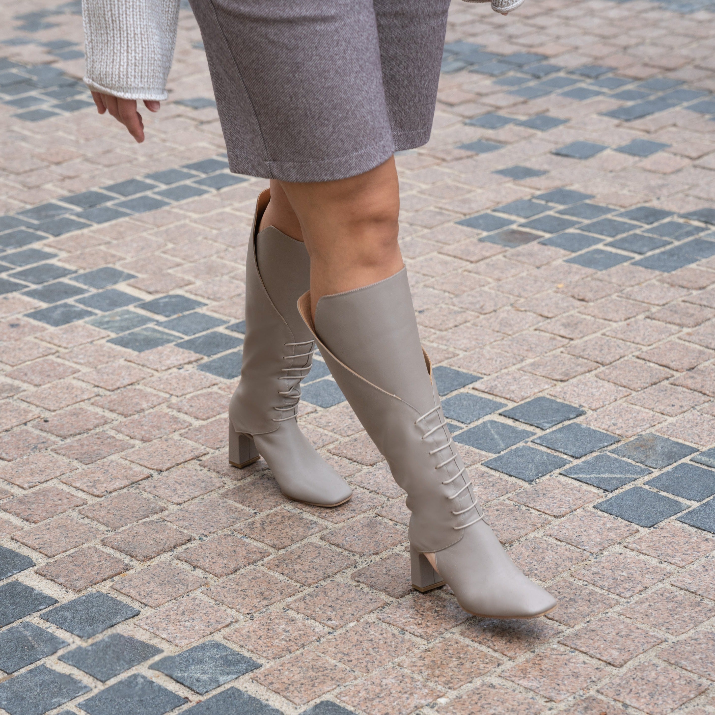 Frida grey boot - THUNA