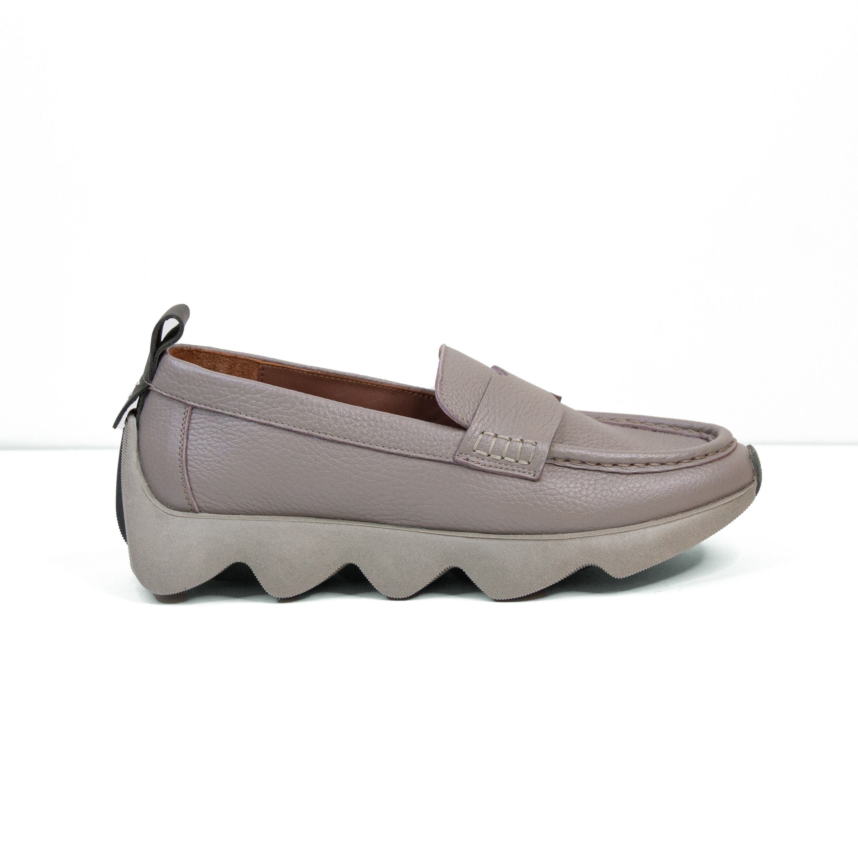 Dahlia olive loafer - THUNA