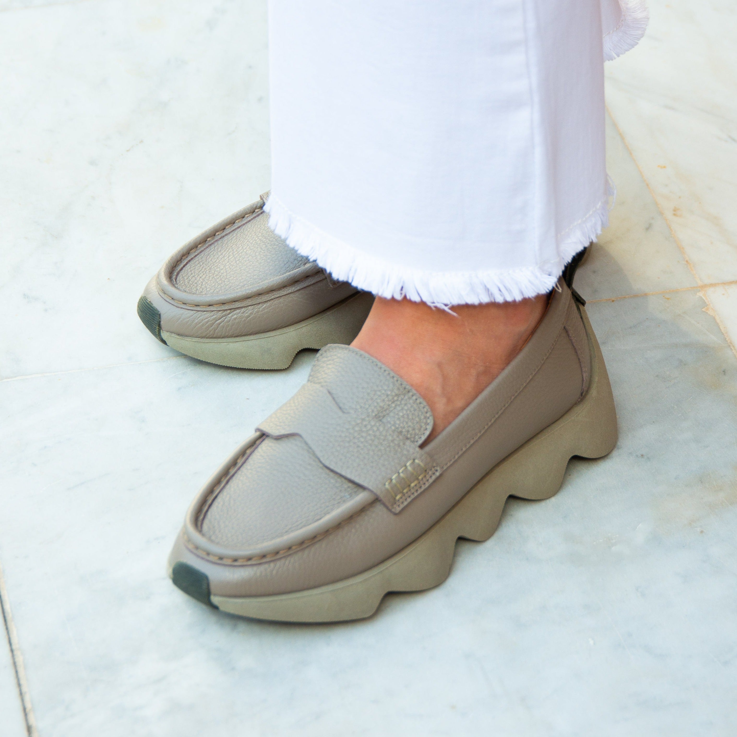 Dahlia olive loafer - THUNA - Shoes - Kuwait - KSA