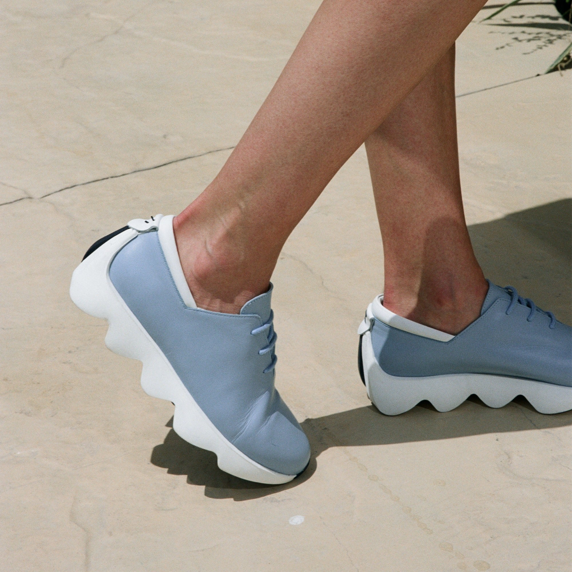 Dali blue sneakers - THUNA