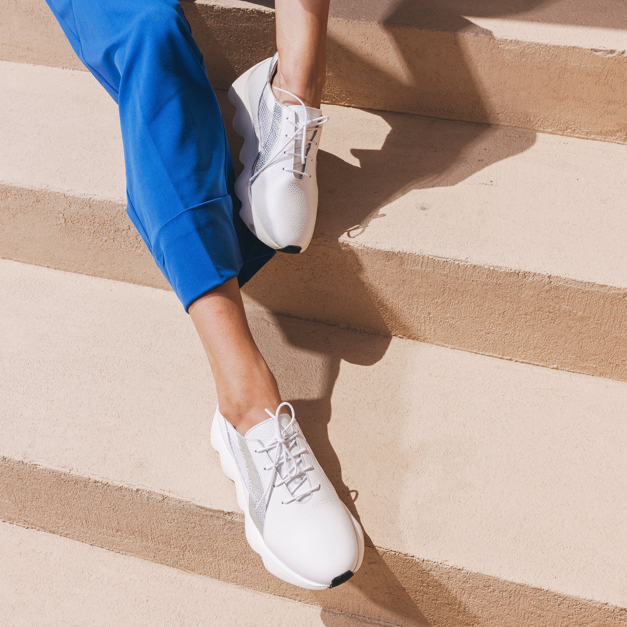 Douma white sneakers - THUNA