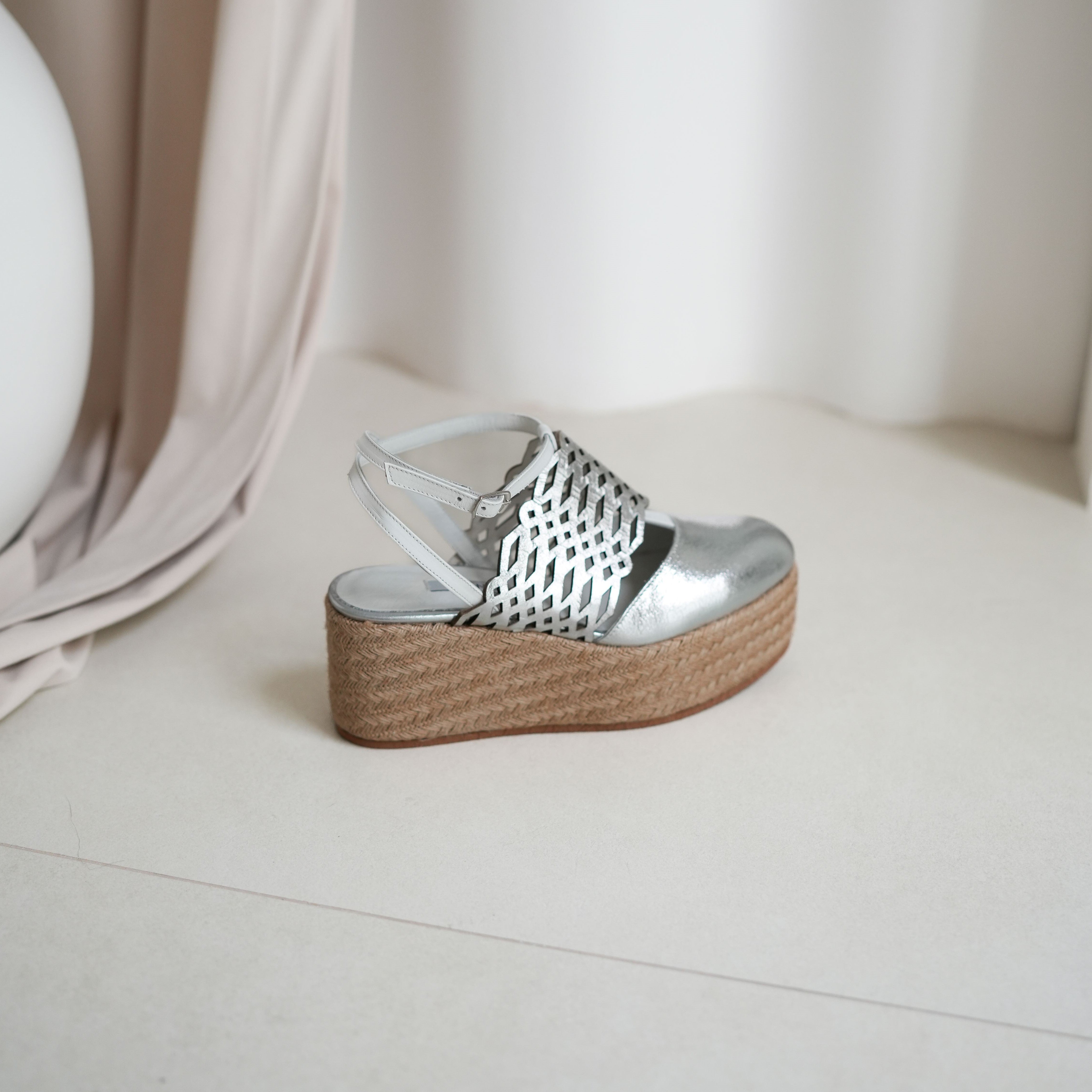 Falak silver platform - THUNA