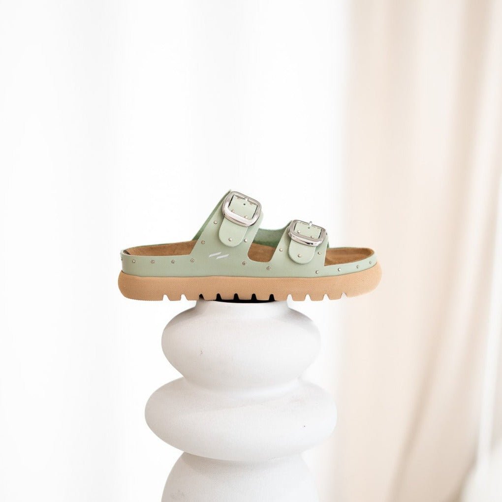 Gaia olive slipper - THUNA