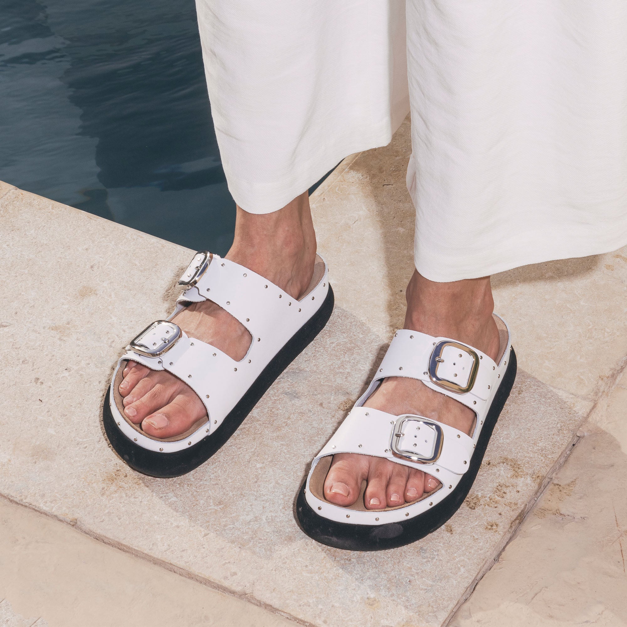 Gaia white slipper - THUNA