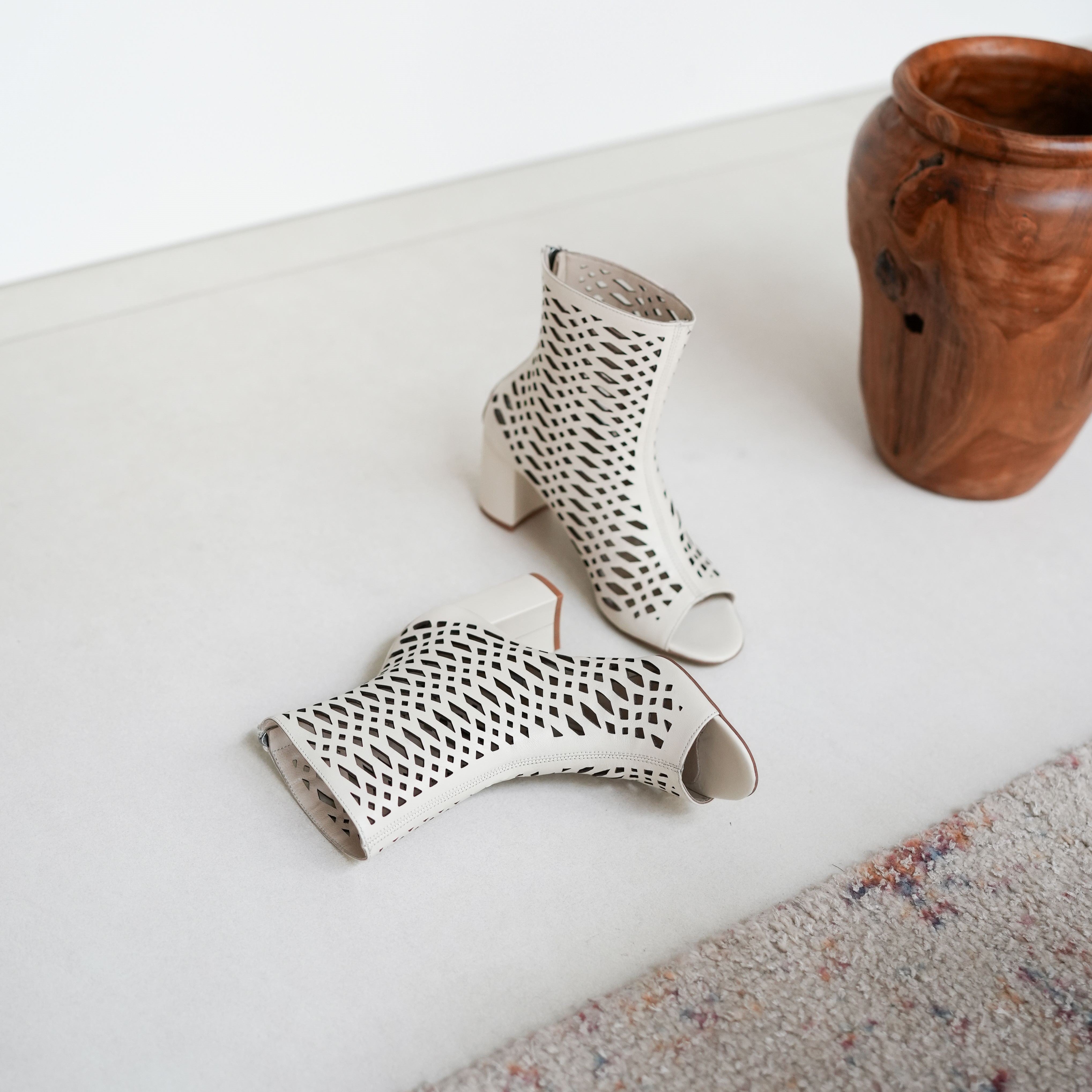 Kayan cream heel - THUNA