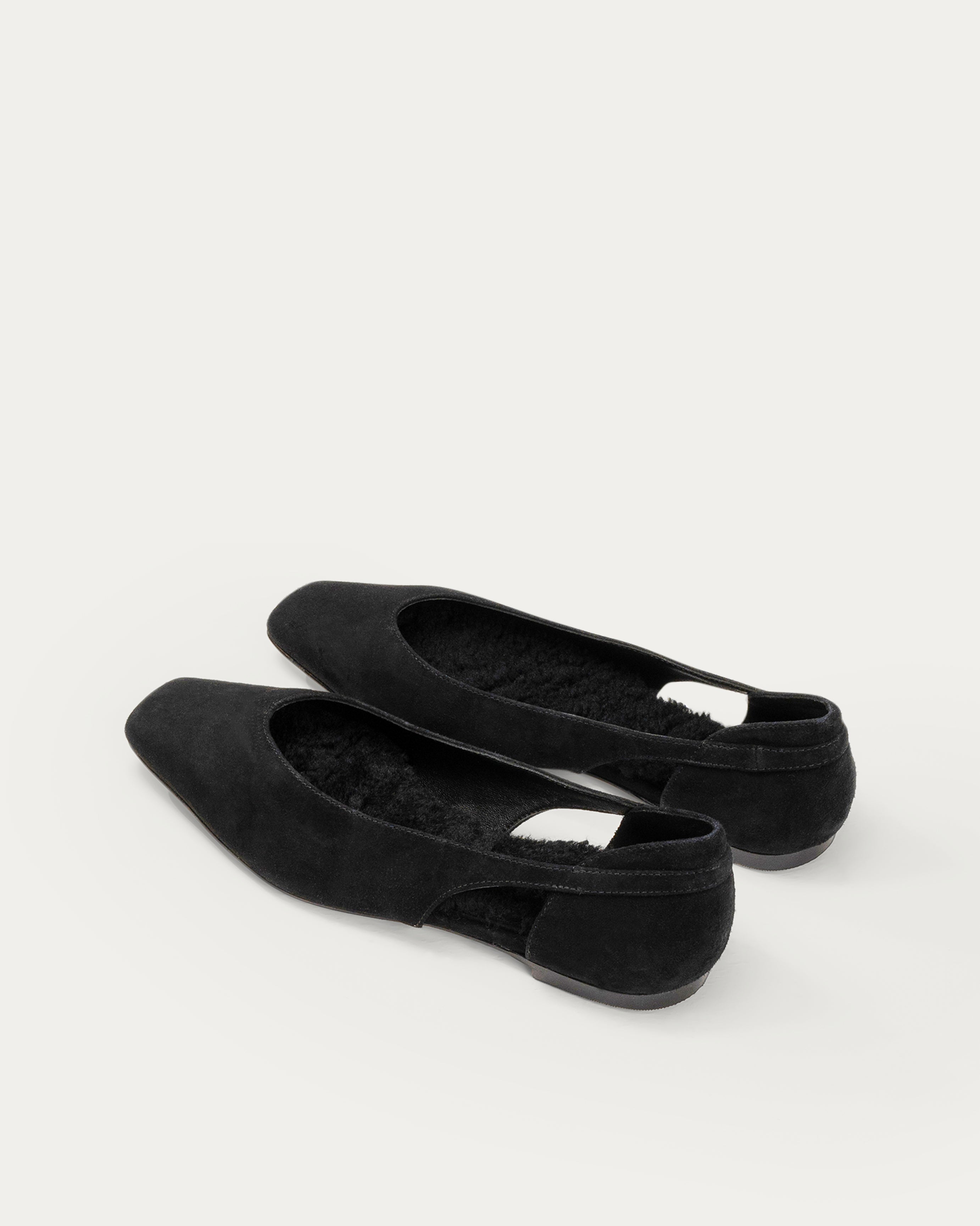 Luto black suede ballerina - THUNA Shoes - Kuwait- KSA - Qatar- UAE 