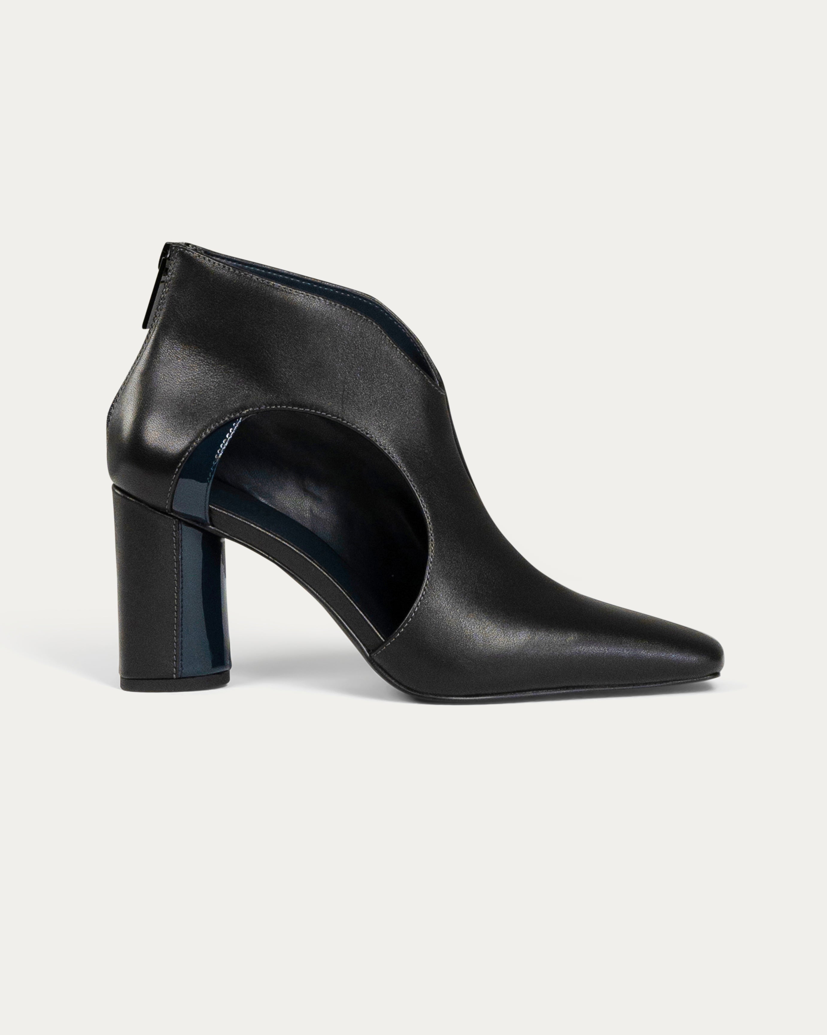 Mars black ankle boot
