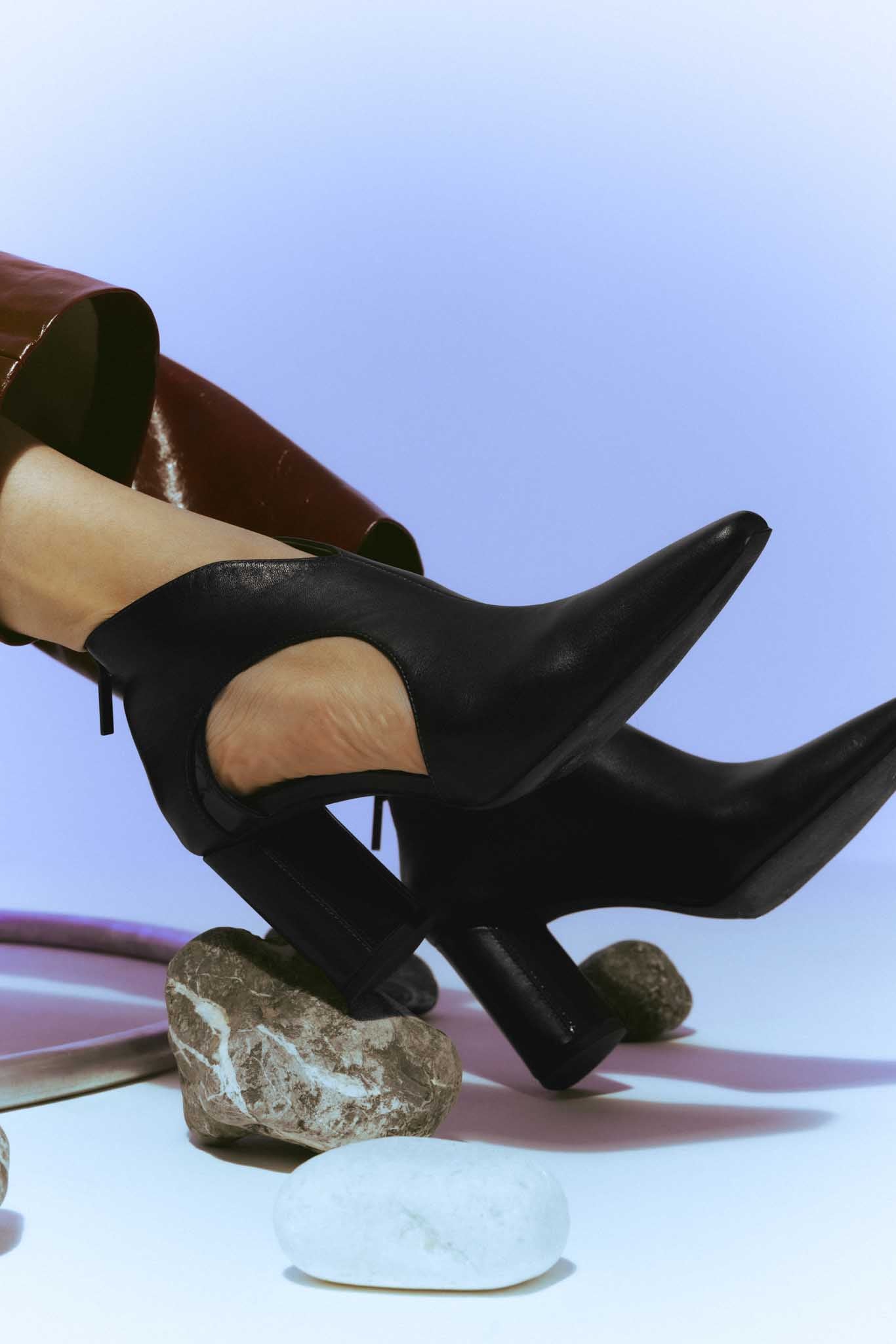 Mars black ankle boot