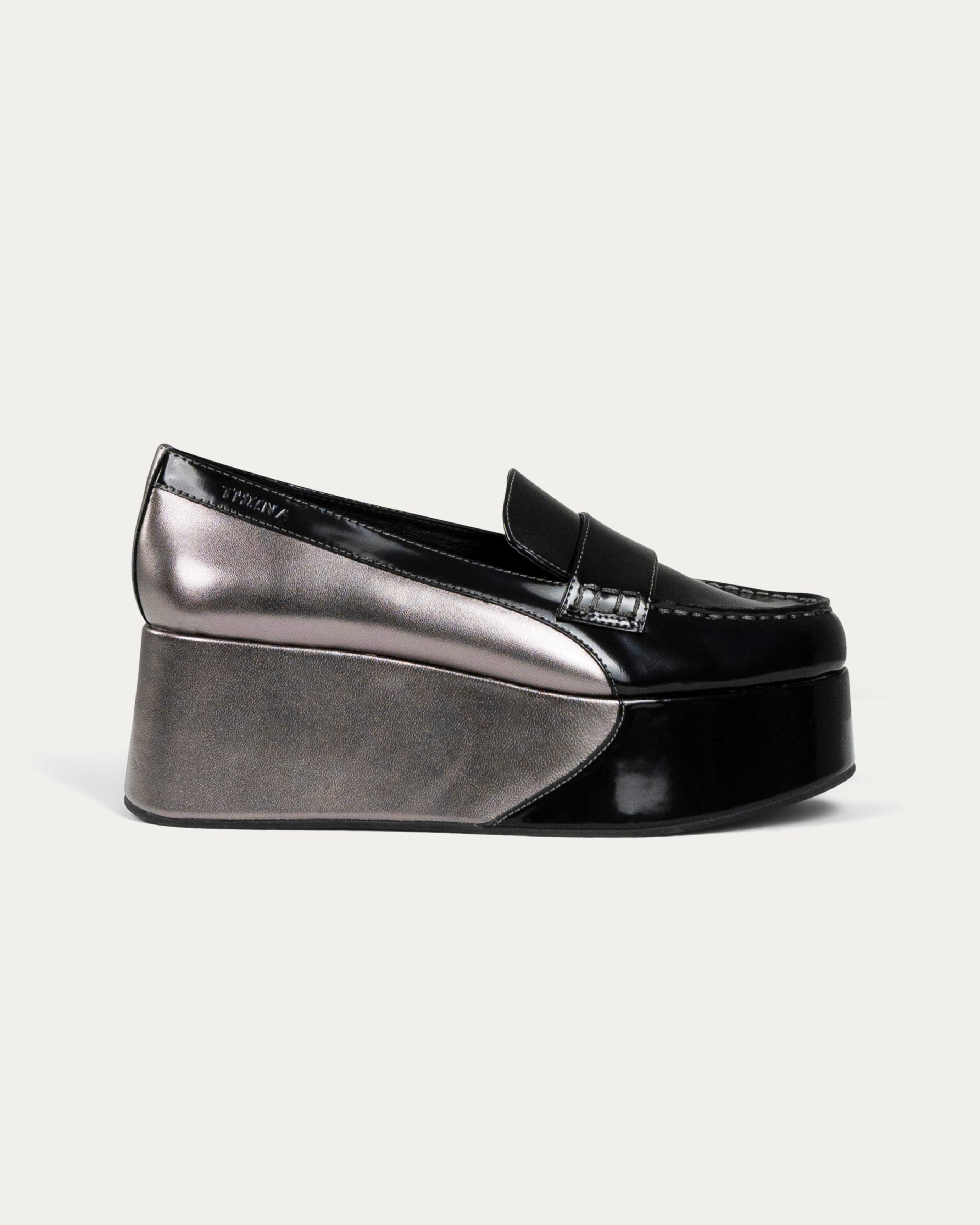 Black and silver platform loafer on a white background - Neve black platform loafer - THUNA Kuwait - KSA- Qatar- UAE