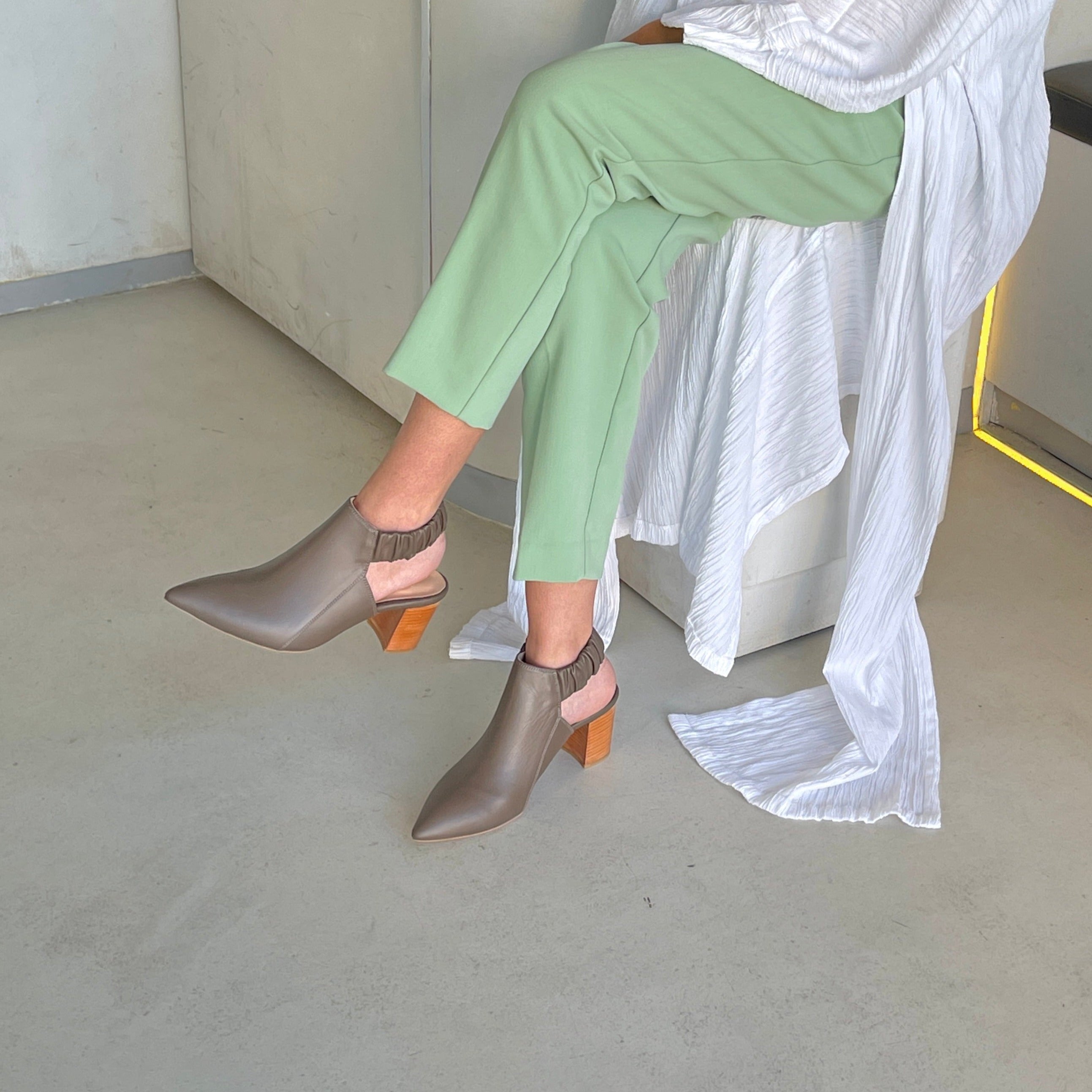 Fonda olive grey - THUNA