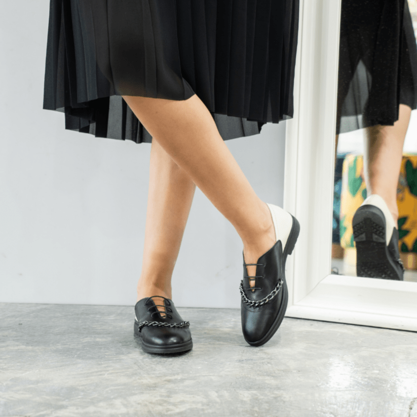 Dora black oxford - THUNA