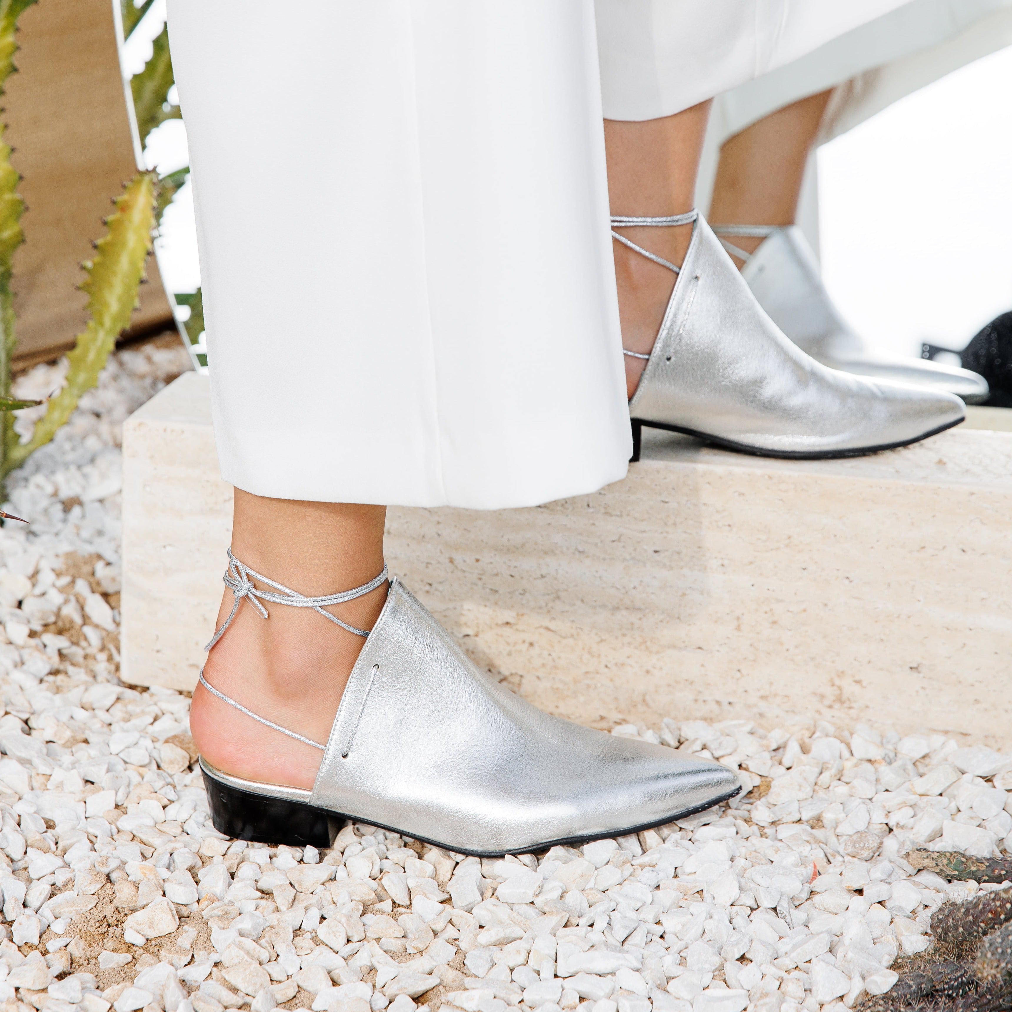 Nawa silver sandal - THUNA shoes - Kuwait 