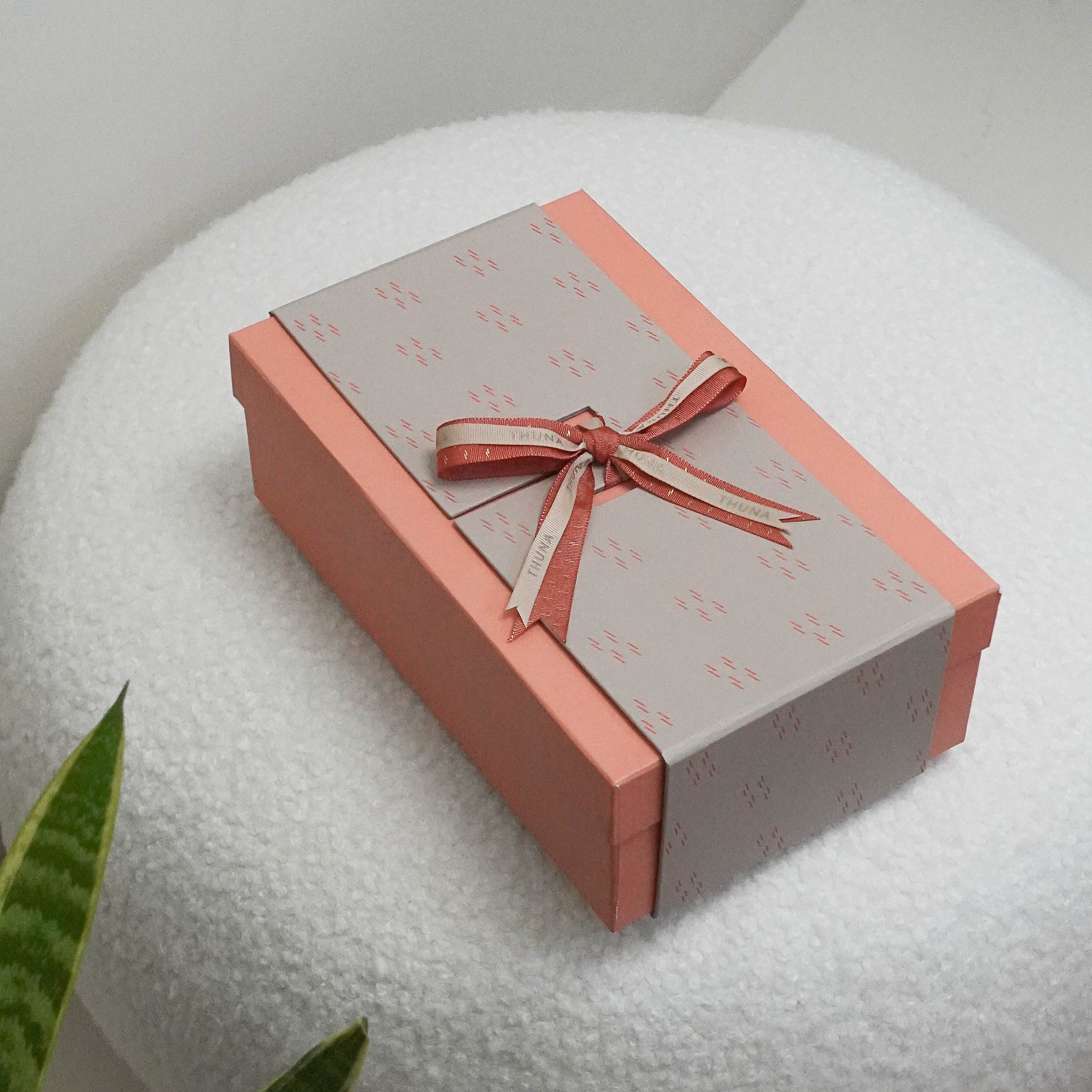 Gift wrapping - THUNA