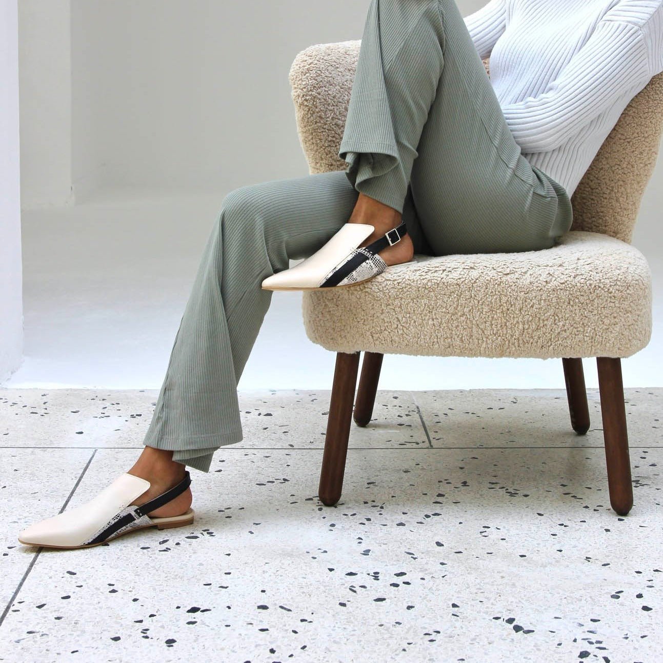 Sadan cream sandal - Shoes - THUNA