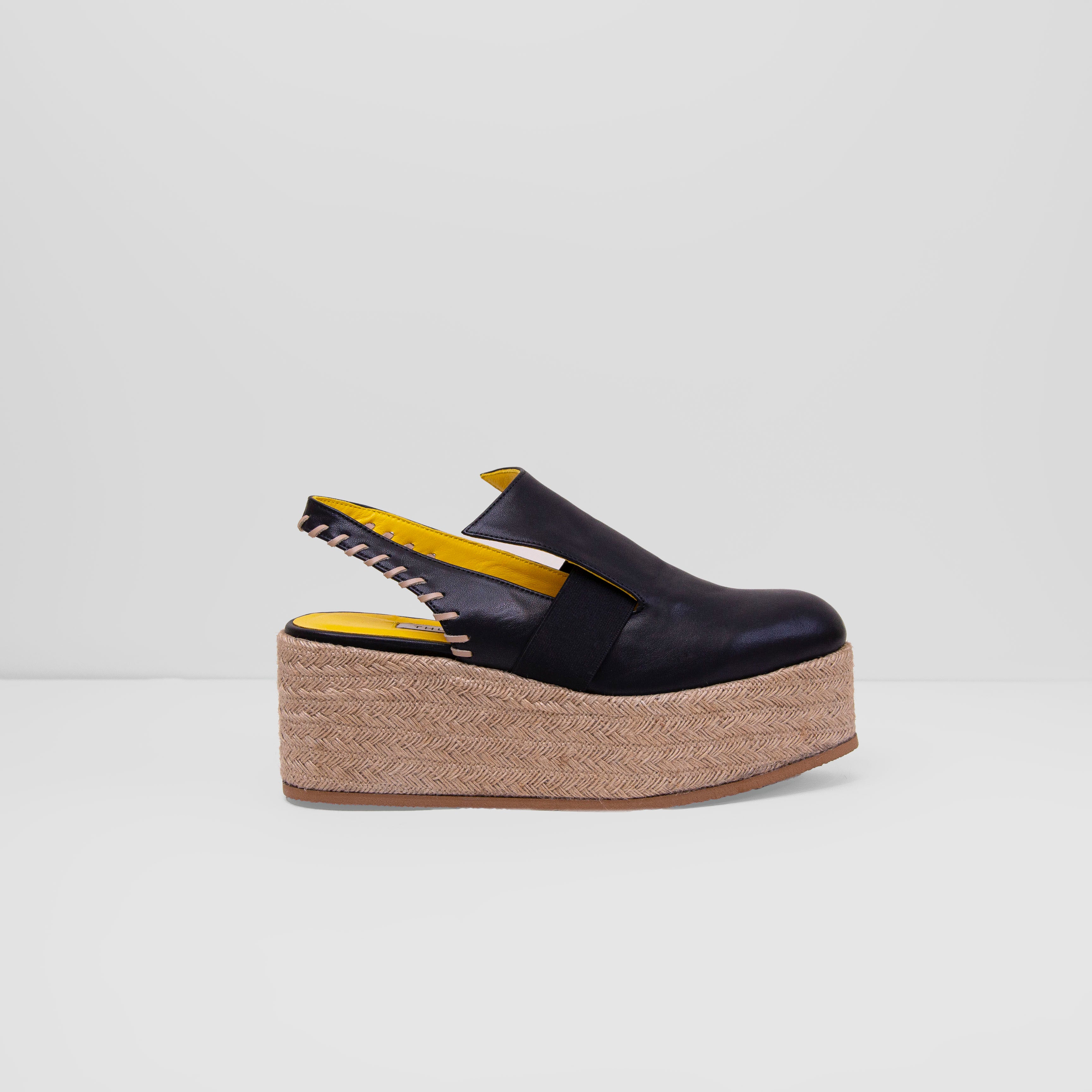 Manara black platform - THUNA