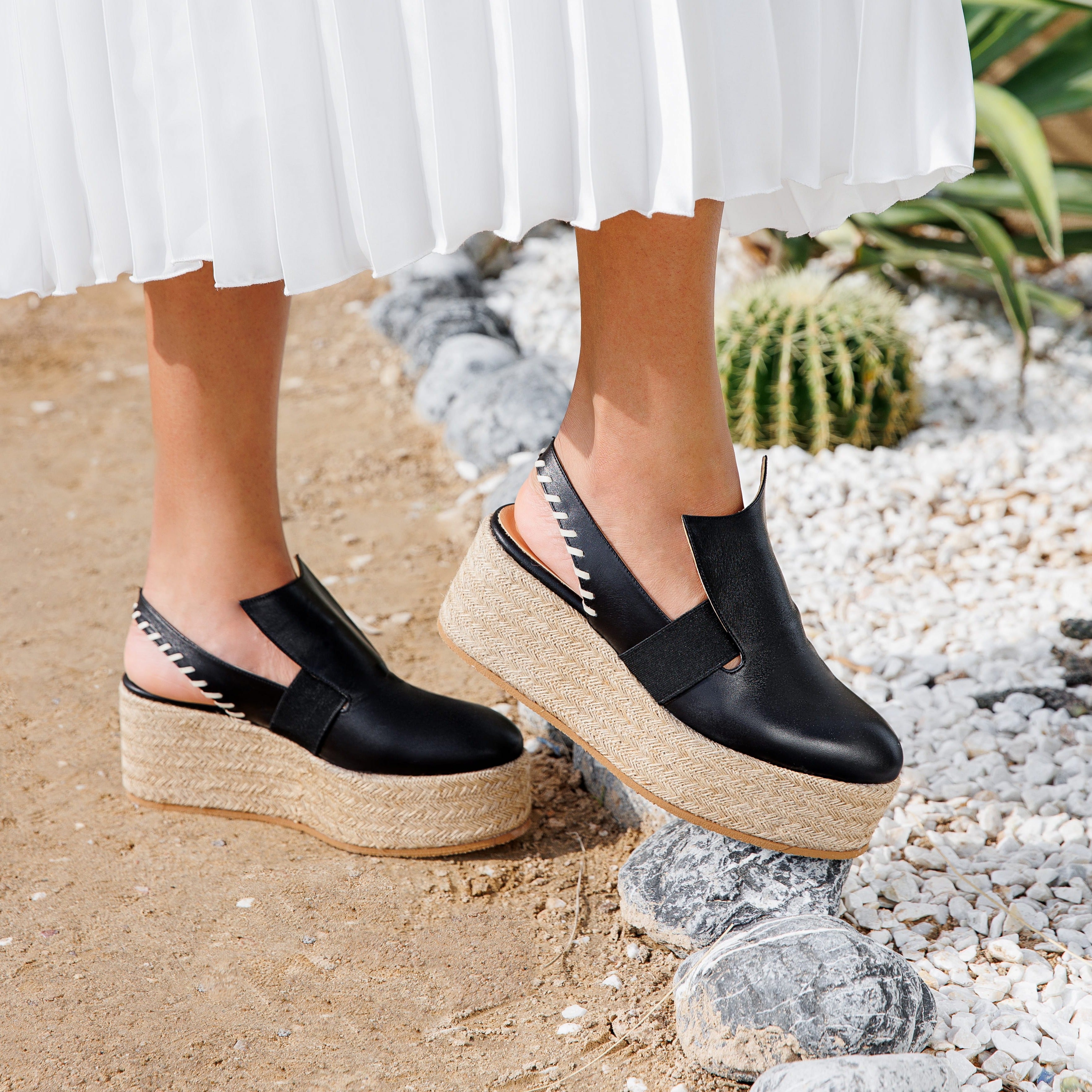 Manara black platform - THUNA