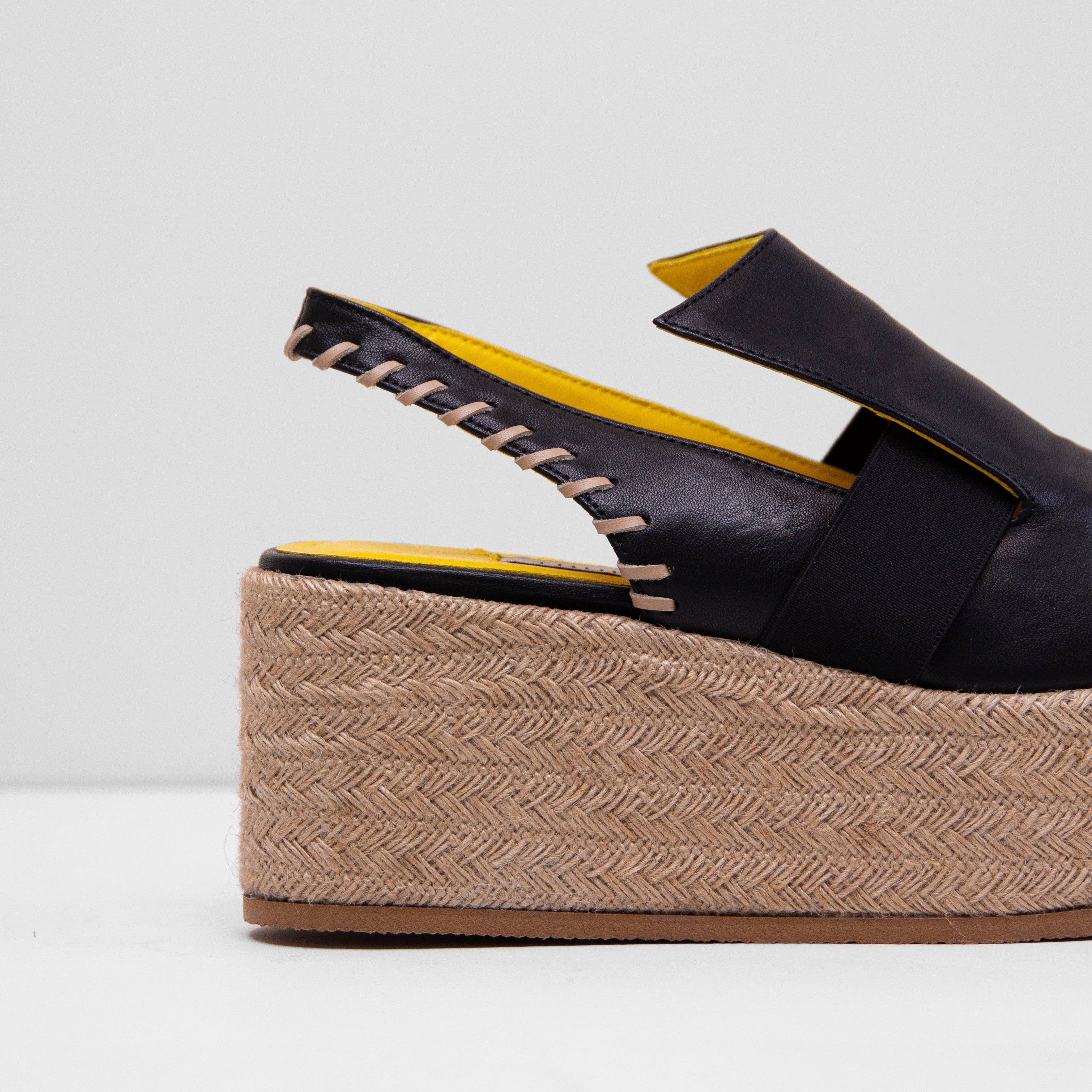 Manara black platform - THUNA
