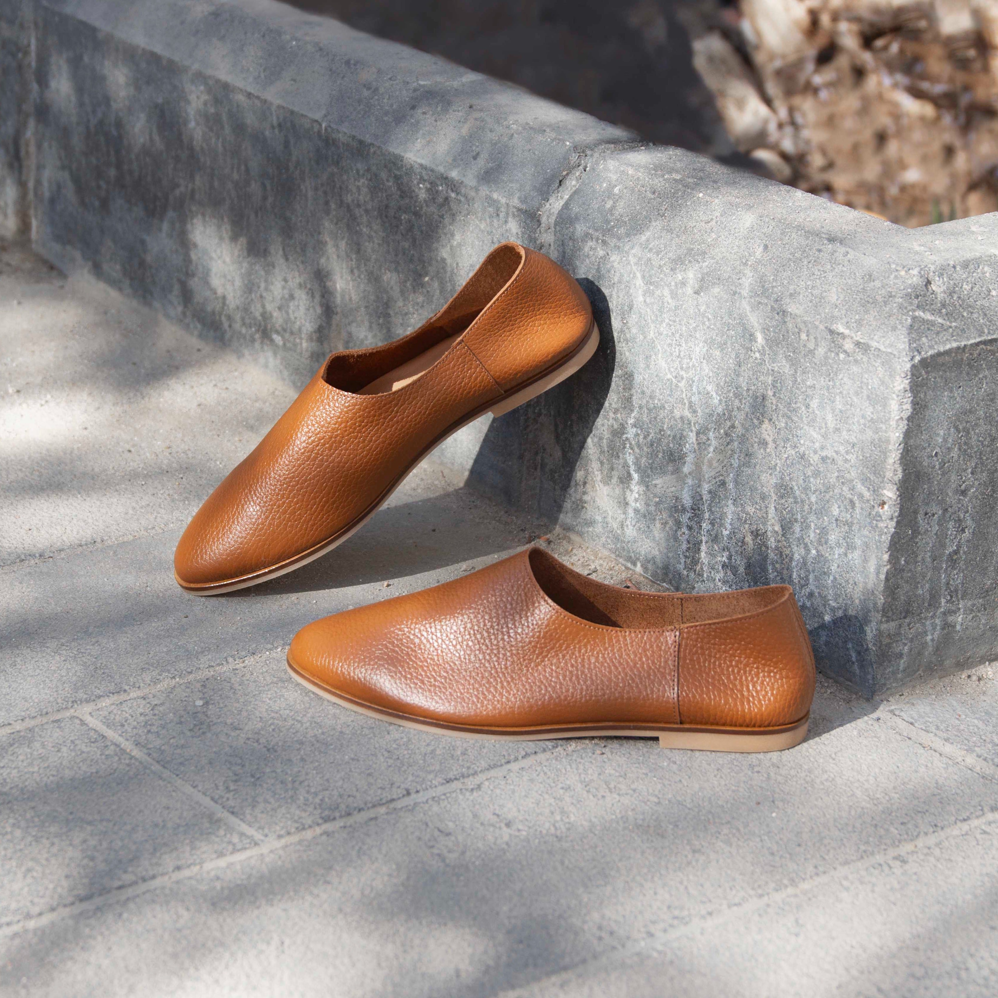 Adeela tan loafer - THUNA