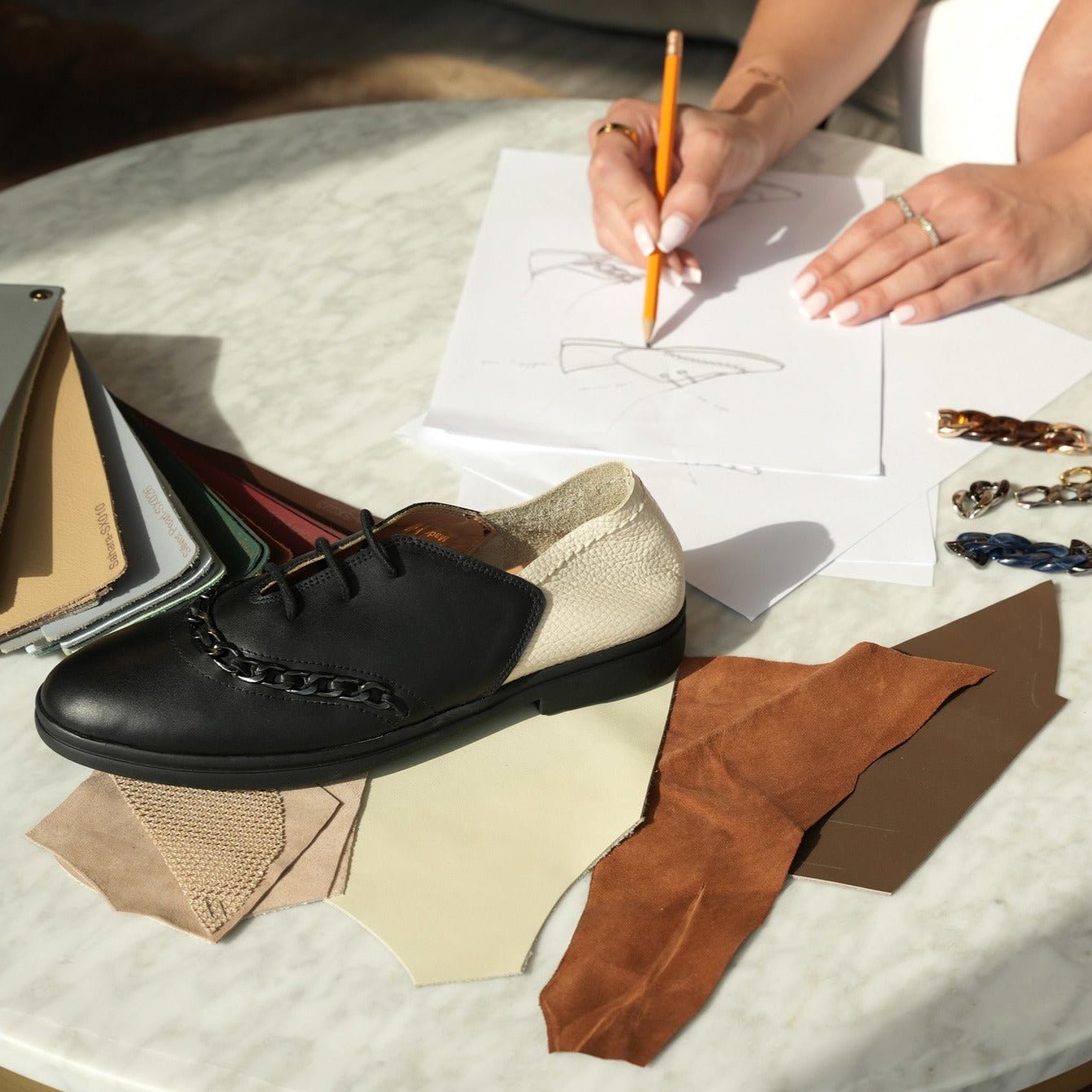 Dora black oxford - THUNA